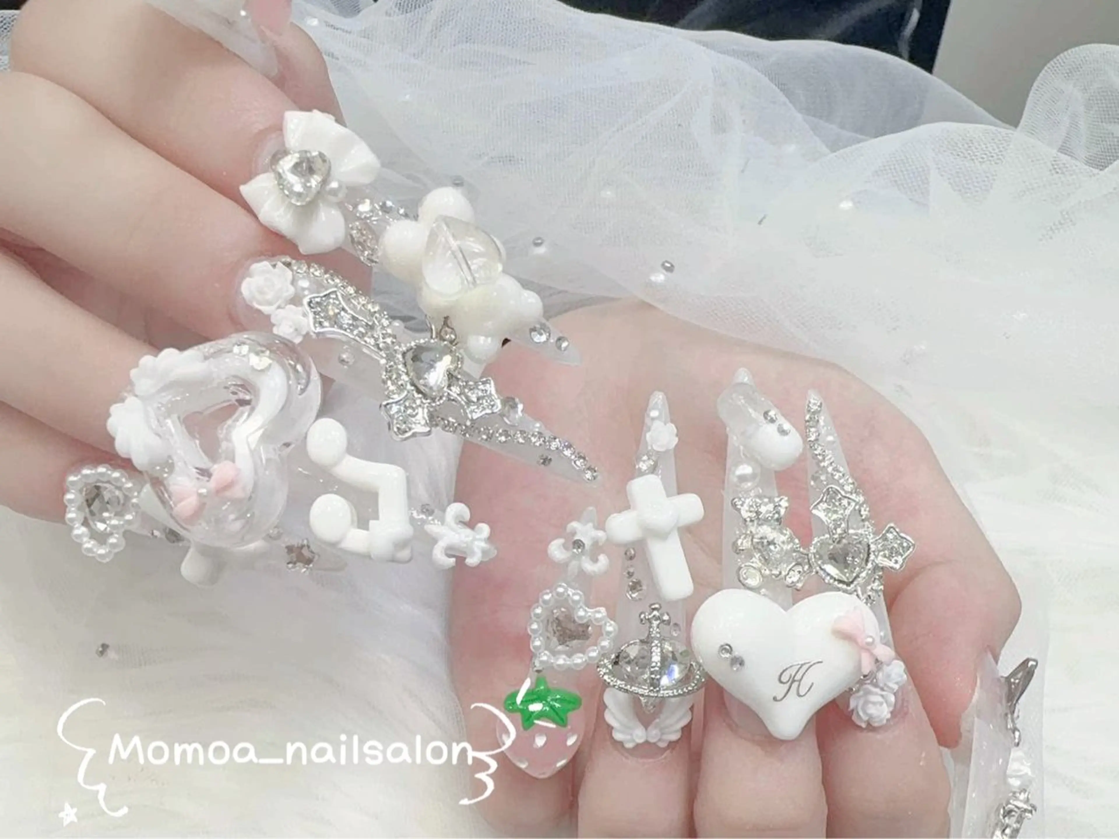 ネイル 成人式 ロングネイル マグネットネイル 大理石ネイル(マーブル) 持ち込み ハンドネイル MoMoA Nail ネイル長さ出し専門店のネイルデザイン