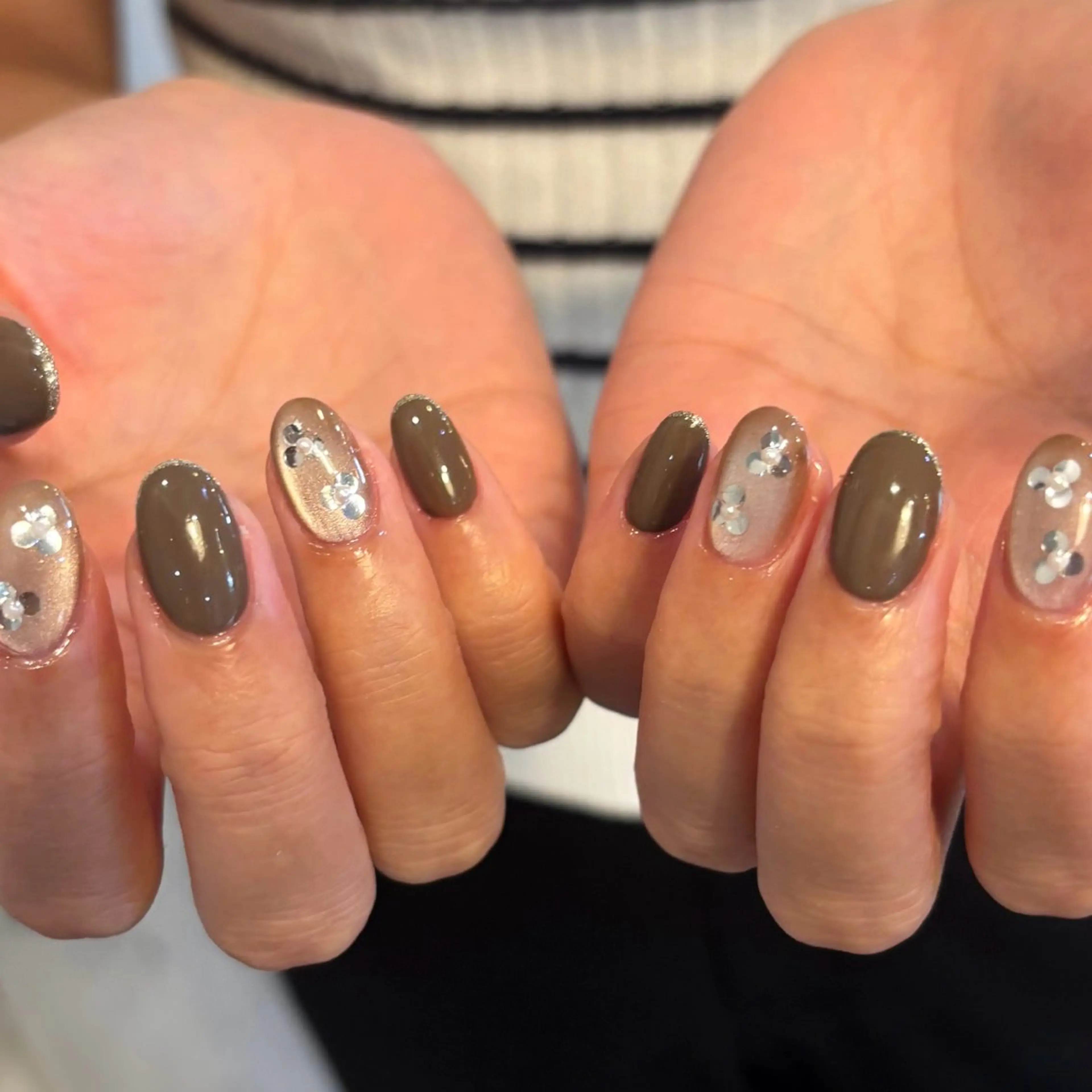 ネイル ハンドネイル nakae🐈‍⬛ ／A&A蕨のネイルデザイン