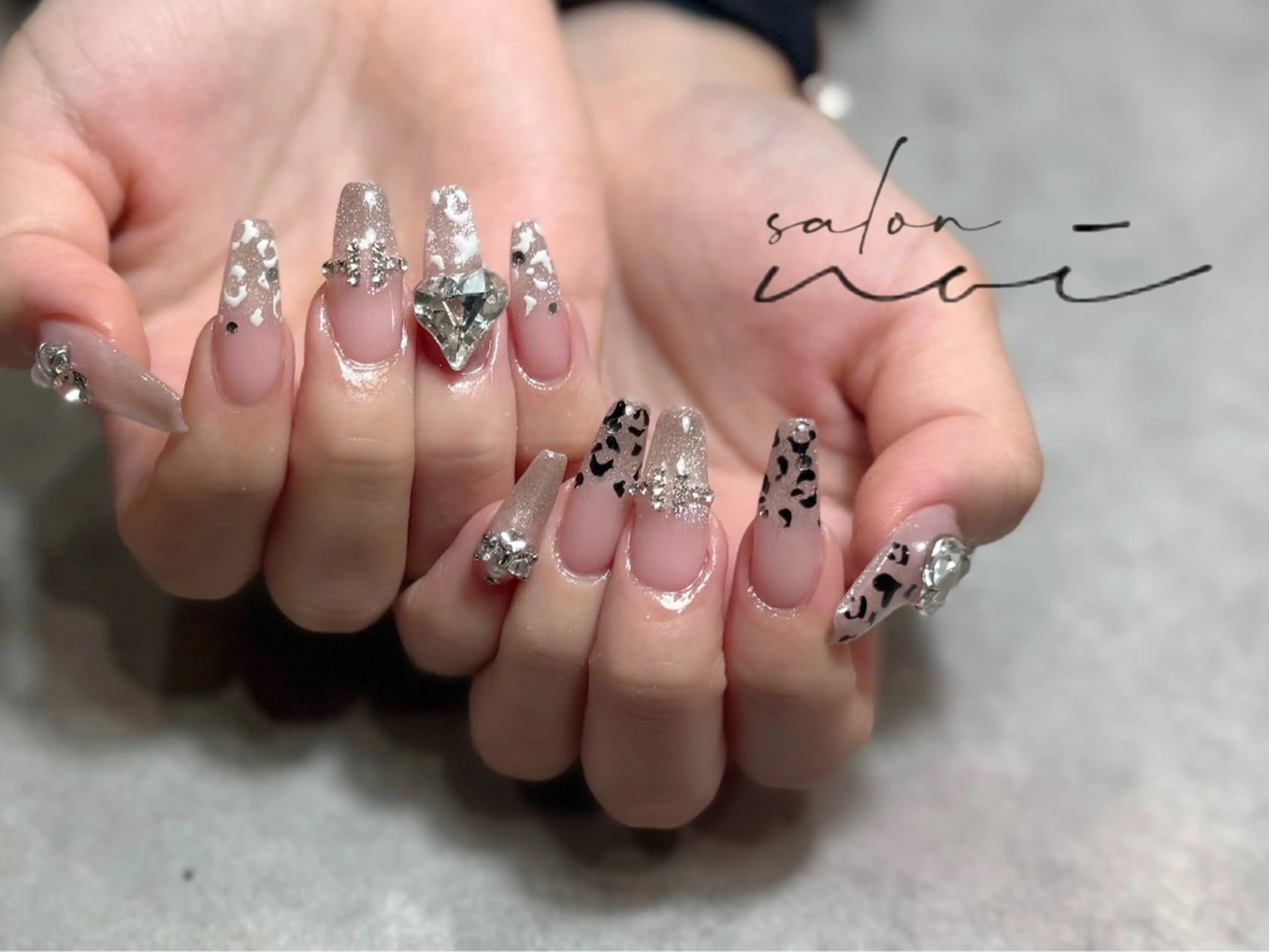 ネイル アニマル柄 マグネットネイル ハンドネイル salon noi所属・salon noiのネイルデザイン