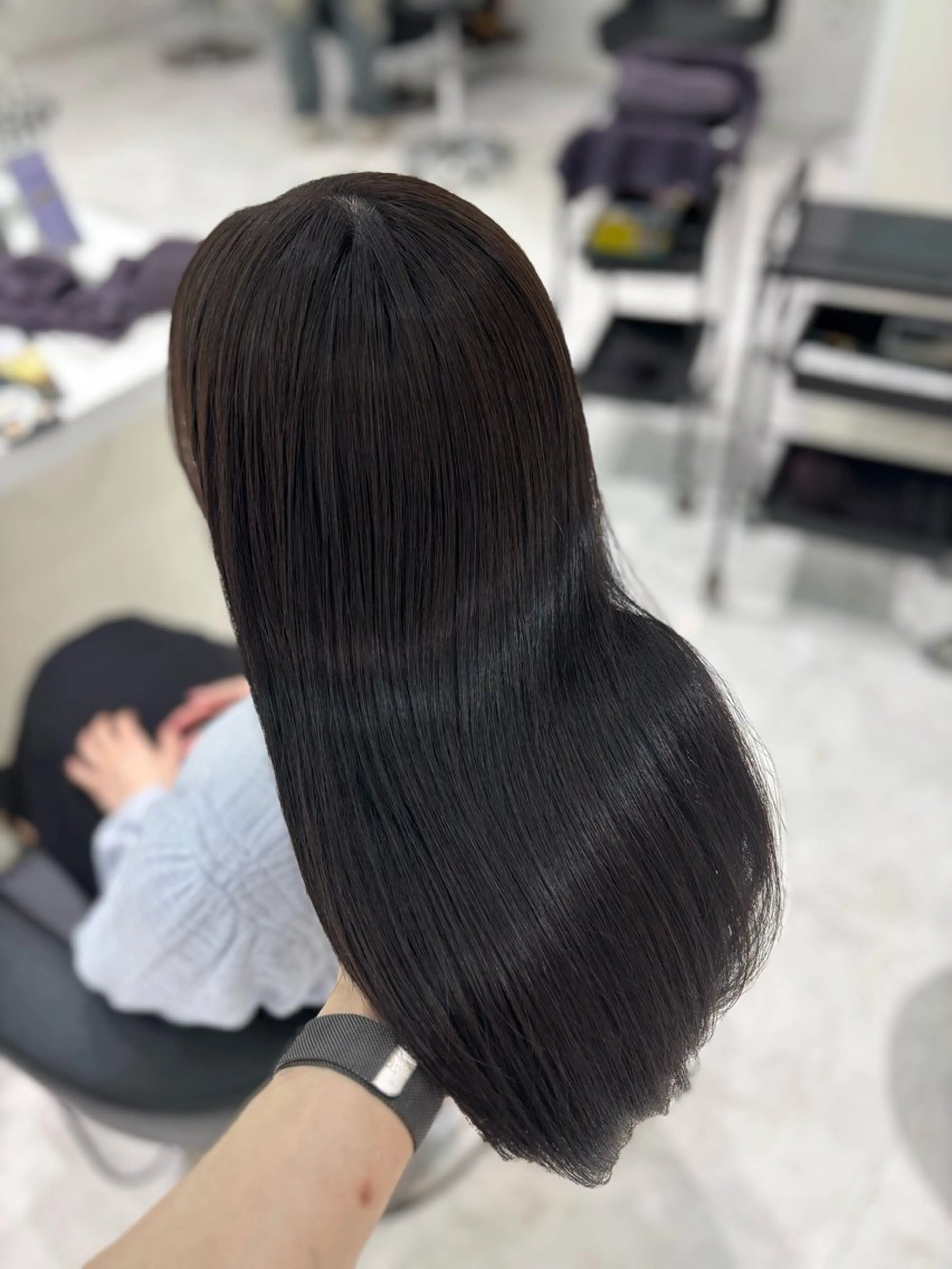 ロング カラー ヘアカラー トリートメント ヘッドスパ ヘアセット 流行りの透明感カラー ×縮毛矯正🤍ユウのヘアスタイル