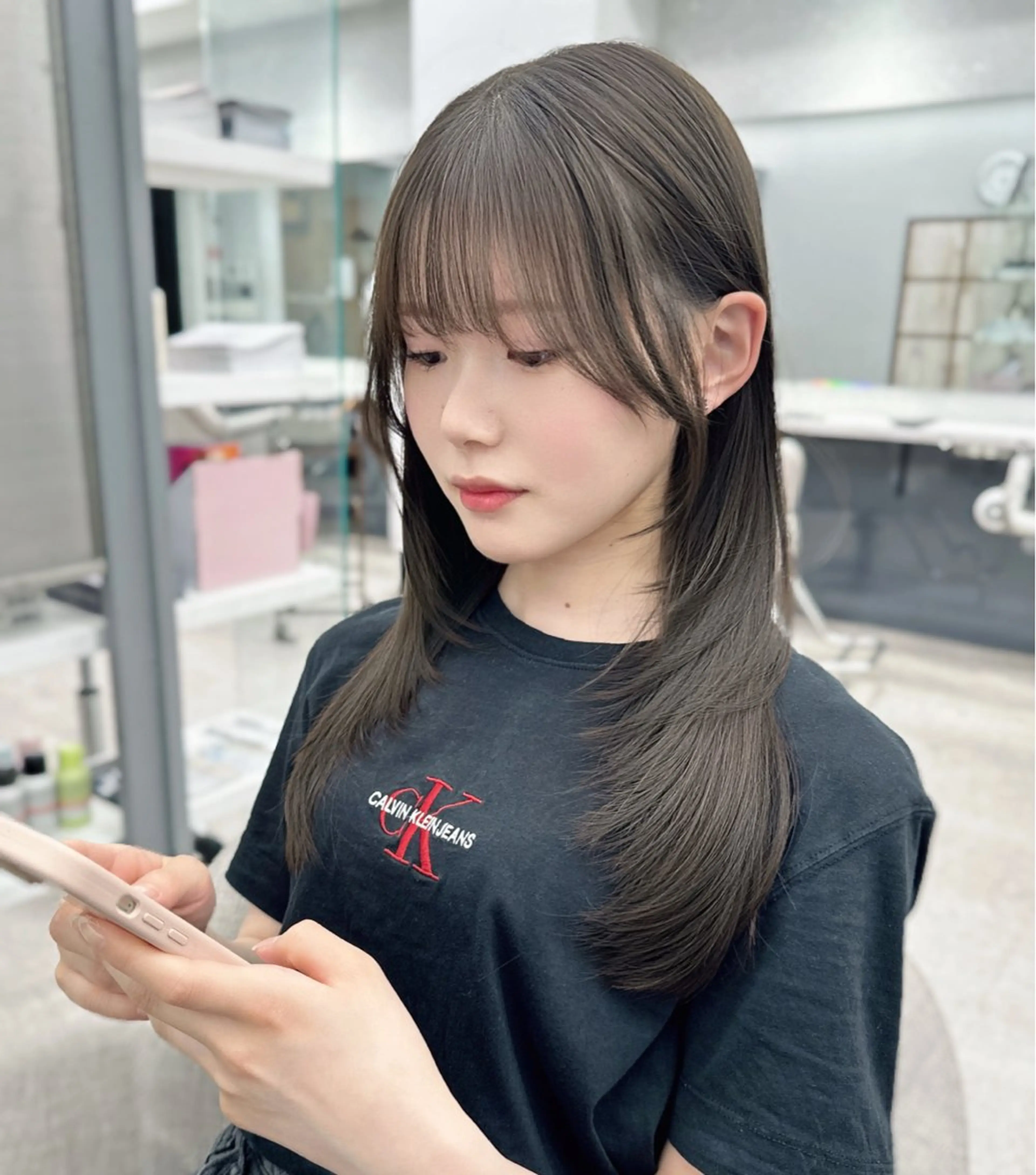 セミロング カット ヘアカラー トリートメント レイヤーカット/ 髪質改善/羽柴りくのヘアスタイル