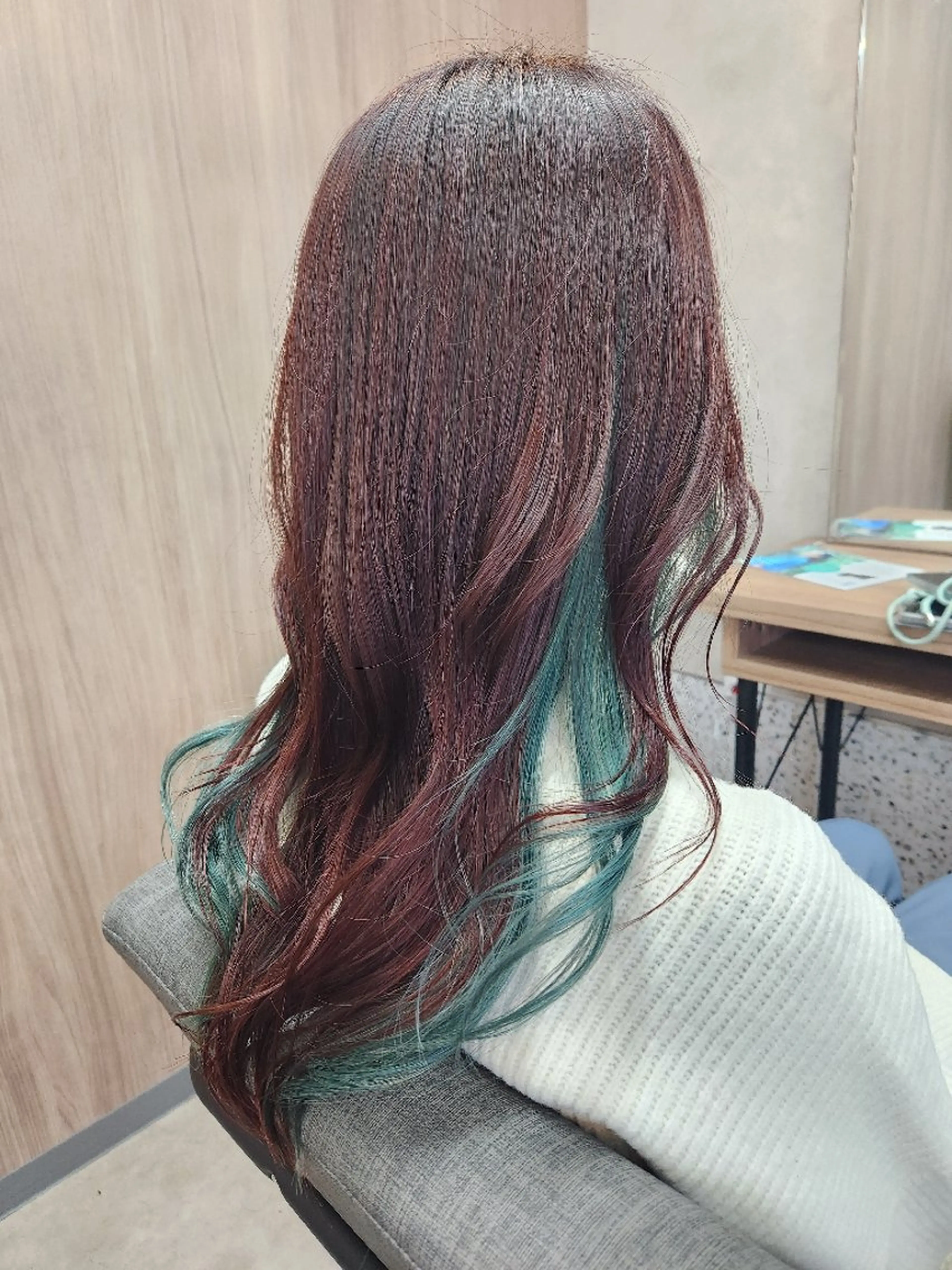 ロング カラー インナーカラー レッドカラー ✂ AYAのヘアスタイル