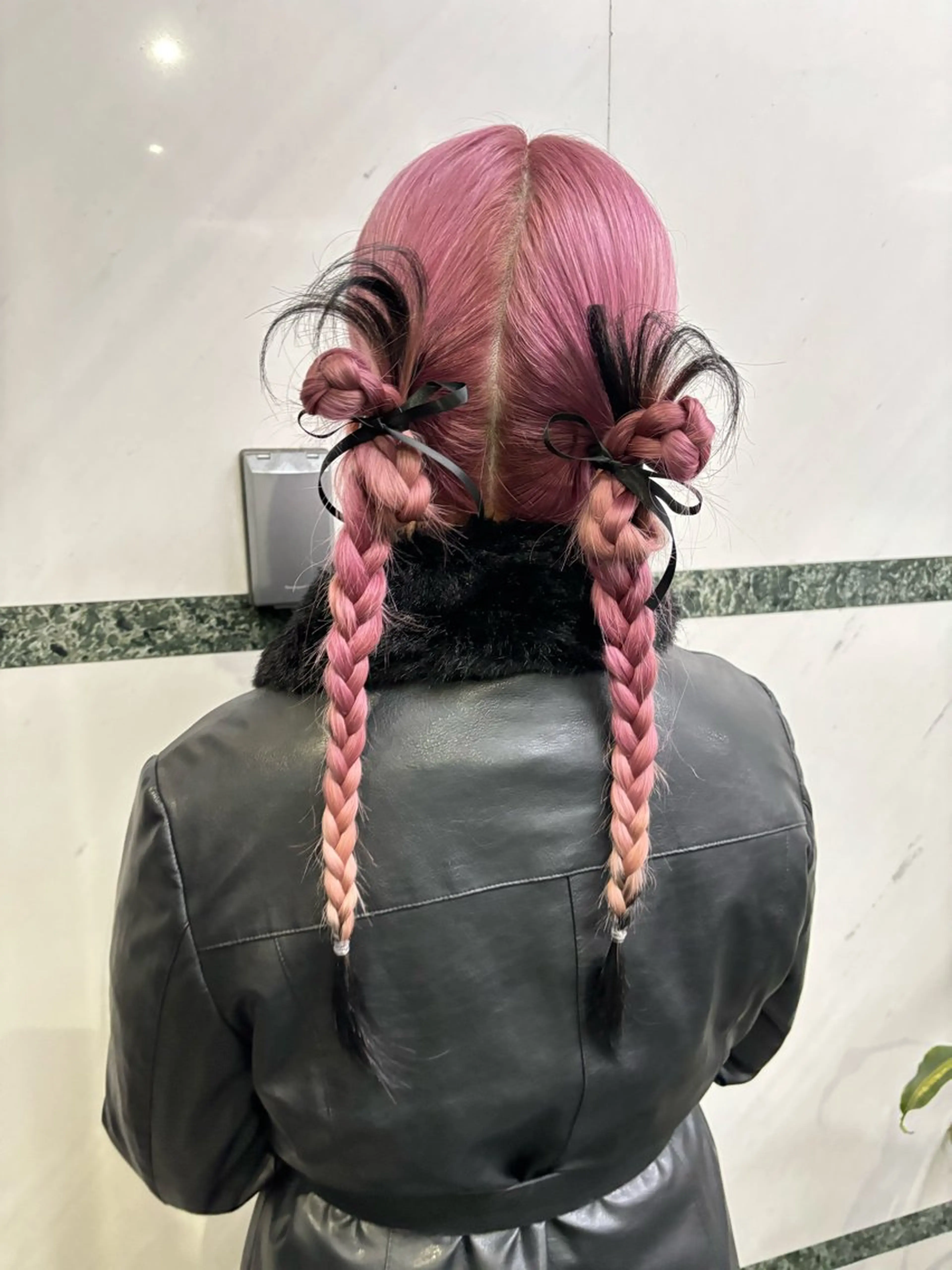 カラー ヘアアレンジ 💫miyu💫デザ インカラー/アレンジのヘアスタイル