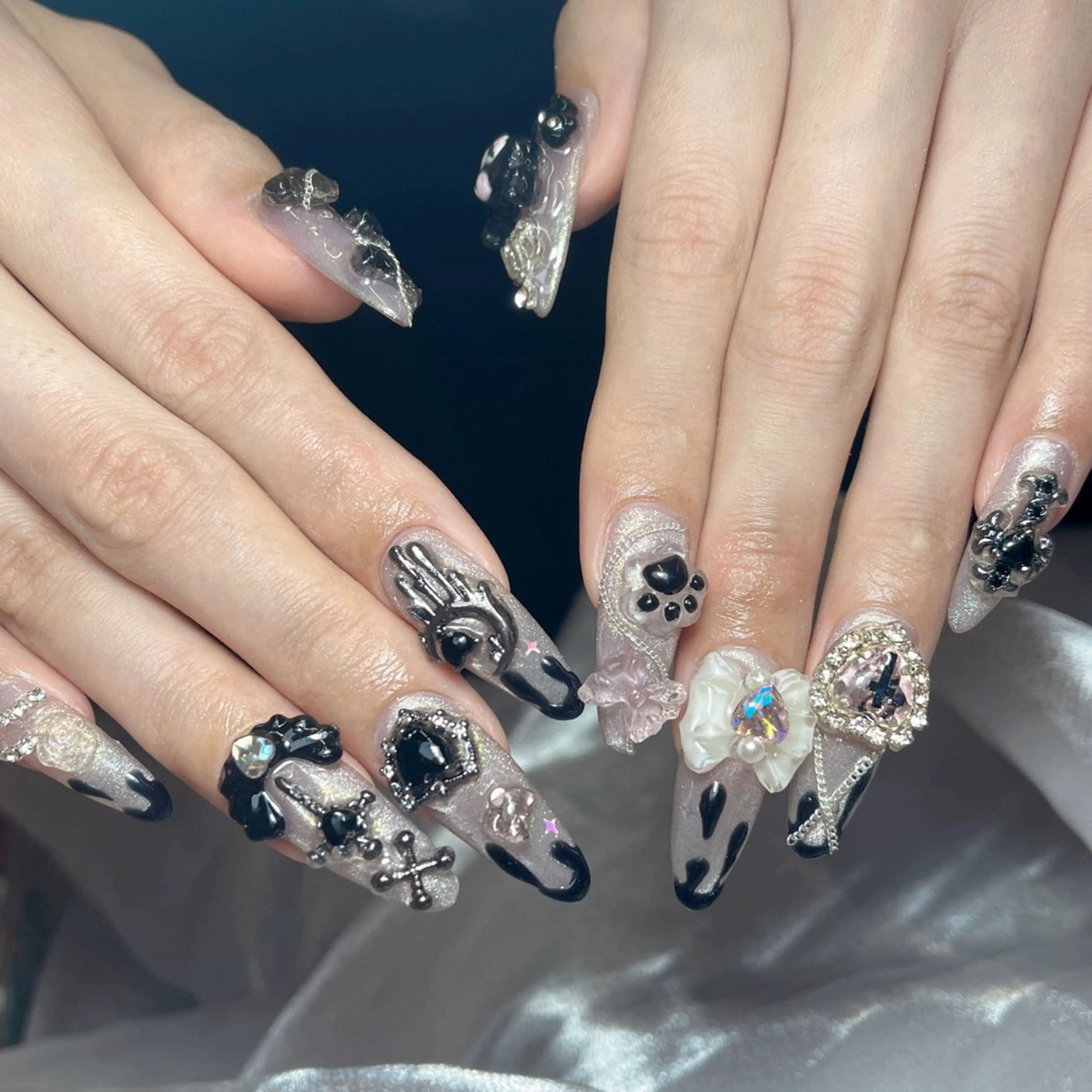 ネイル Glow Nail スカルプ専門店のネイルデザイン