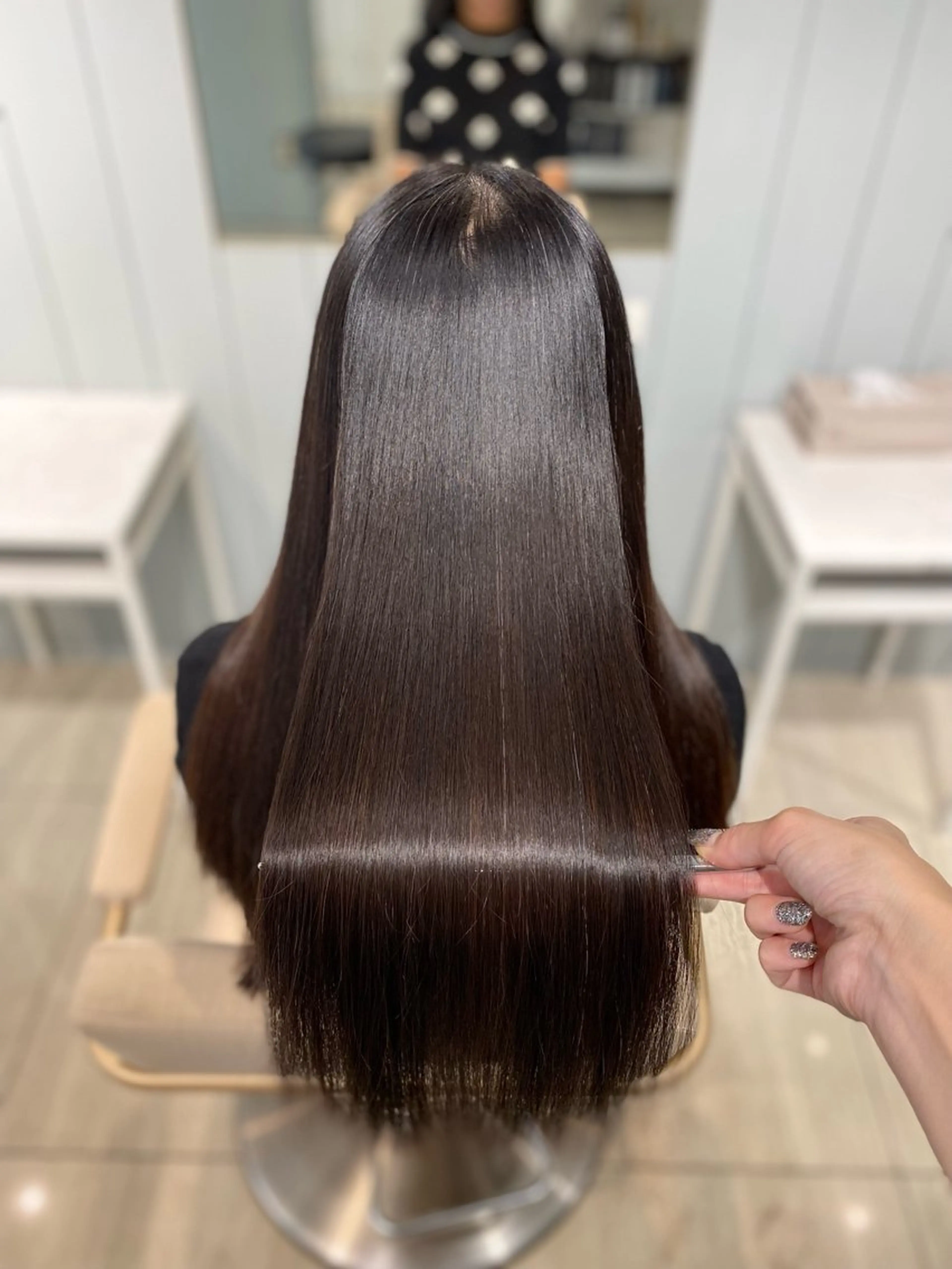 ロング パーマ 髪質改善 縮毛矯正 ストレートパーマ カット ヘアカラー 縮毛矯正 トリートメント 韓国風レイヤーカット 💎髪質改善"yuiのヘアスタイル