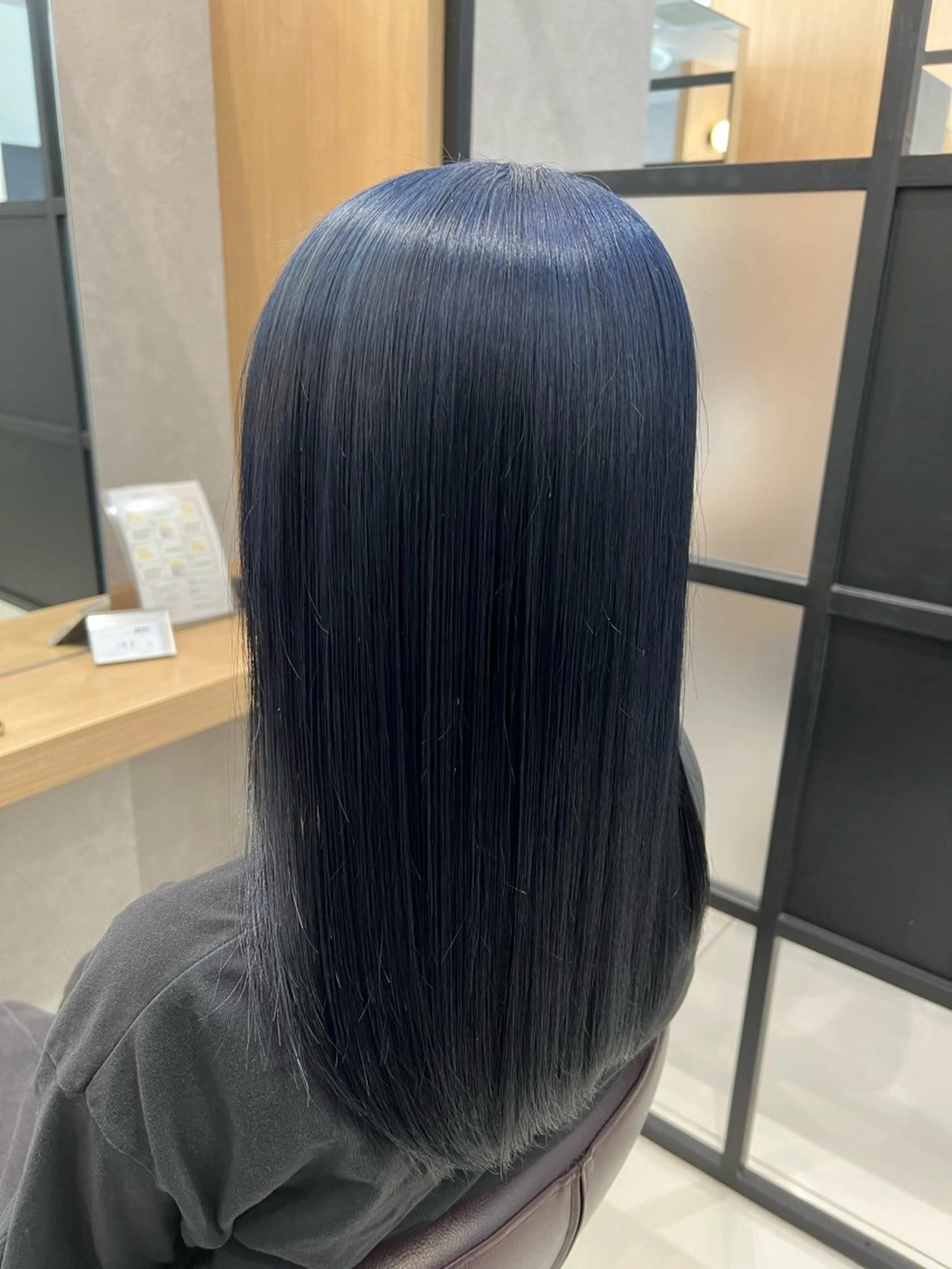 ブリーチ＋フルカラー＋3STEPトリートメントの写真