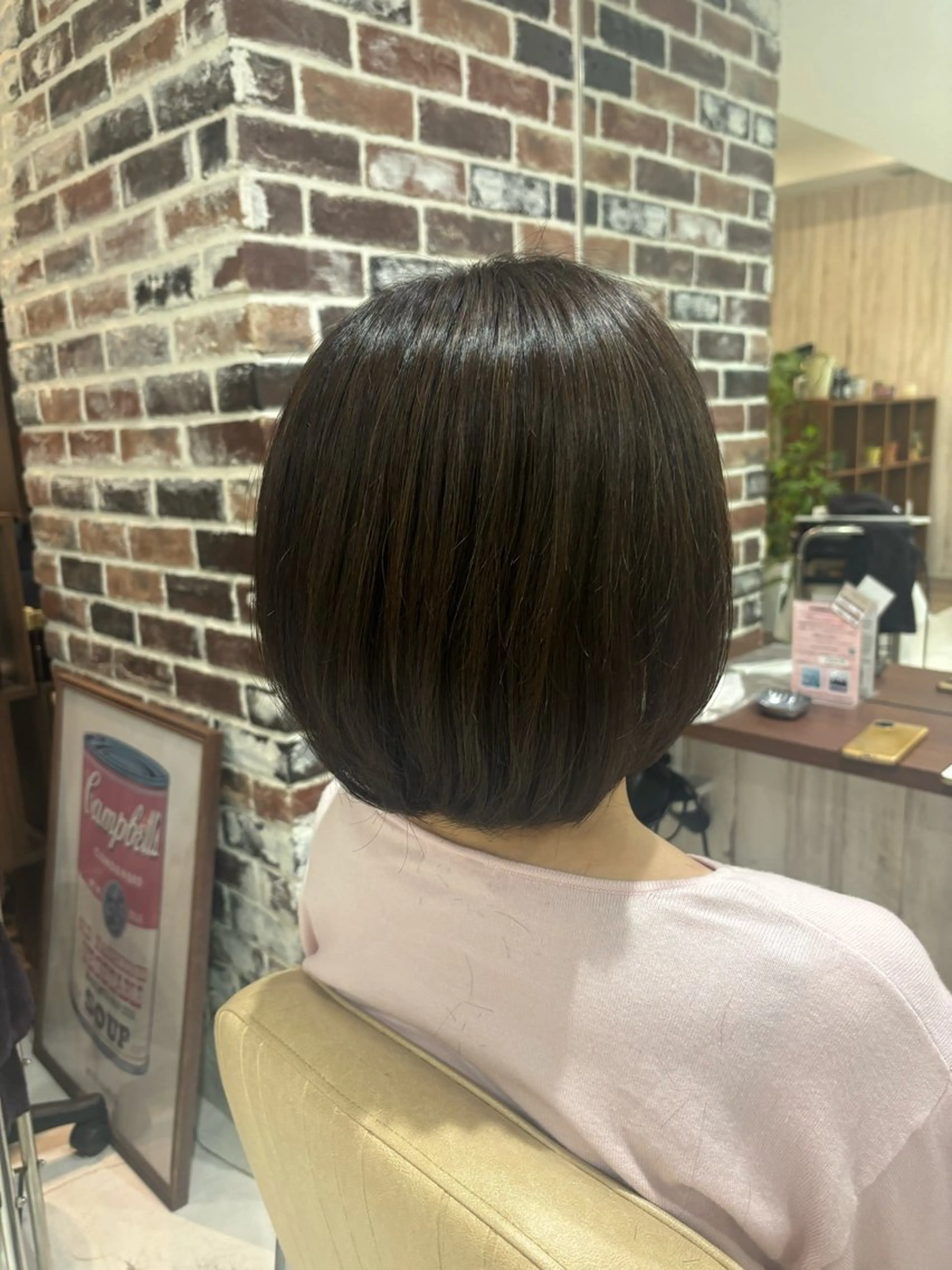 ミディアム 保谷 菜々美のヘアスタイル