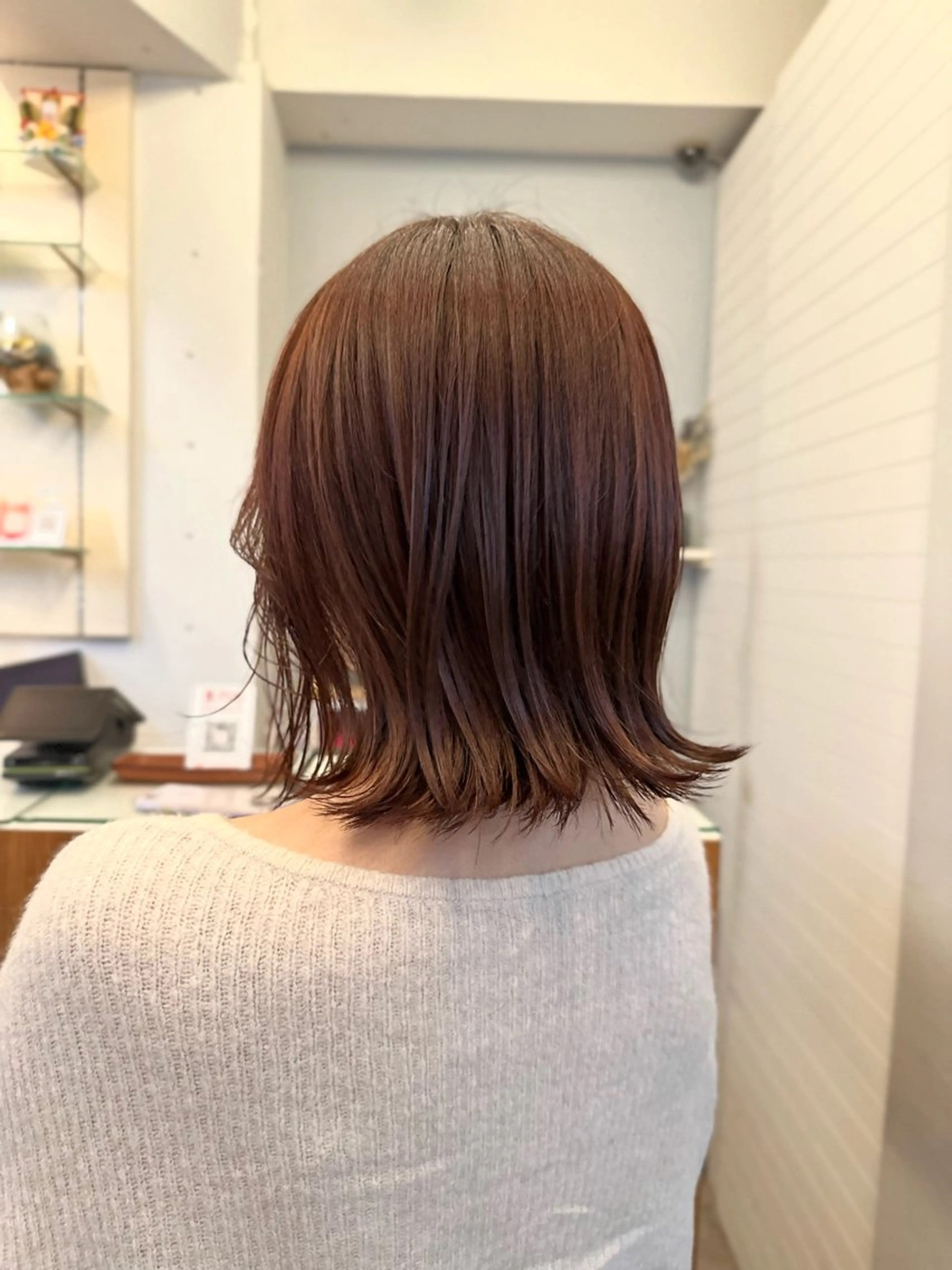 ミディアム カラー 切りっぱなしボブ ブリーチ ブラウンカラー 透明感カラー ダークグレー 新宿御苑前/新宿 Ryuseiのヘアスタイル