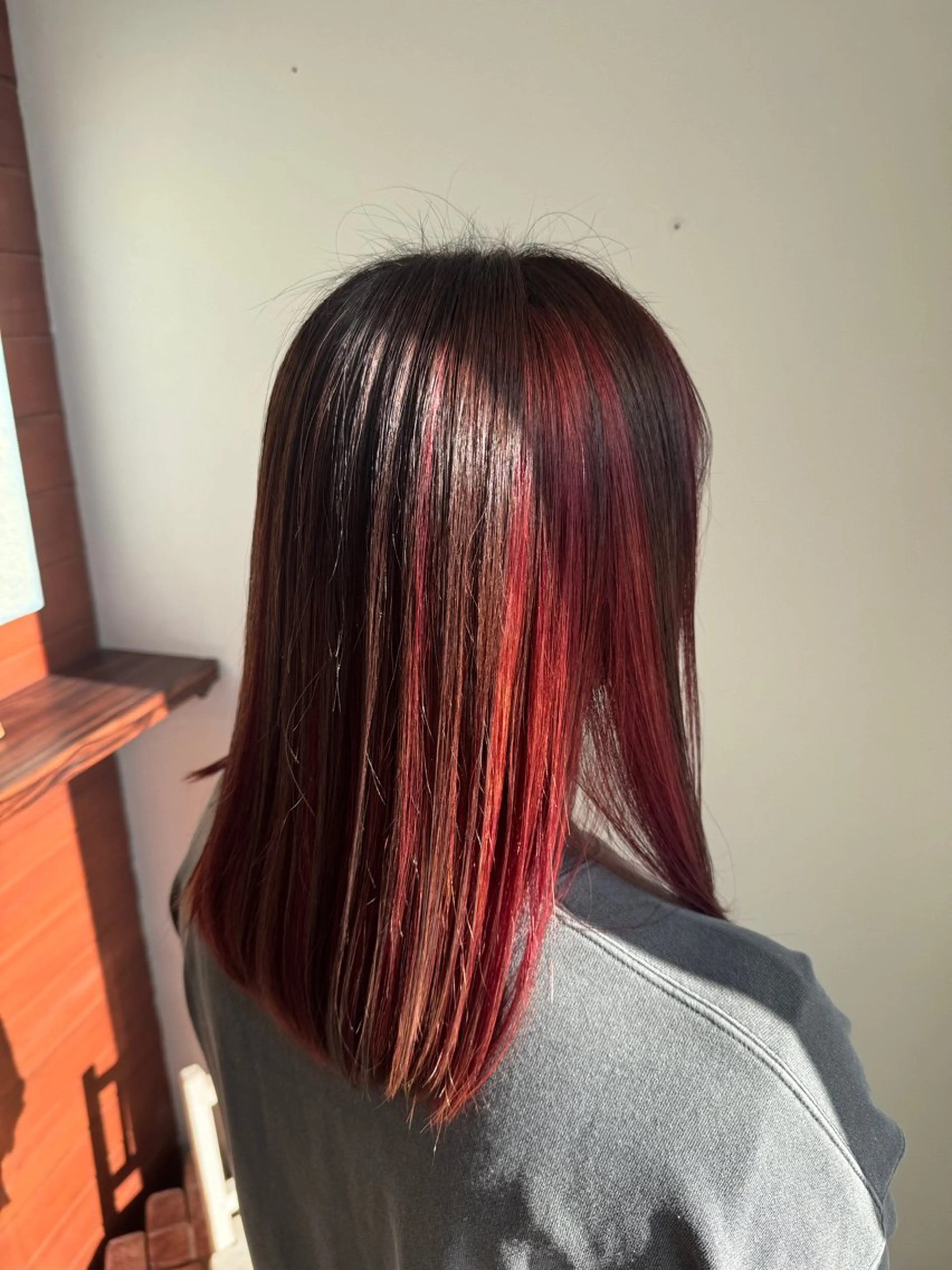 ミディアム カラー 大塚 しおりのヘアスタイル