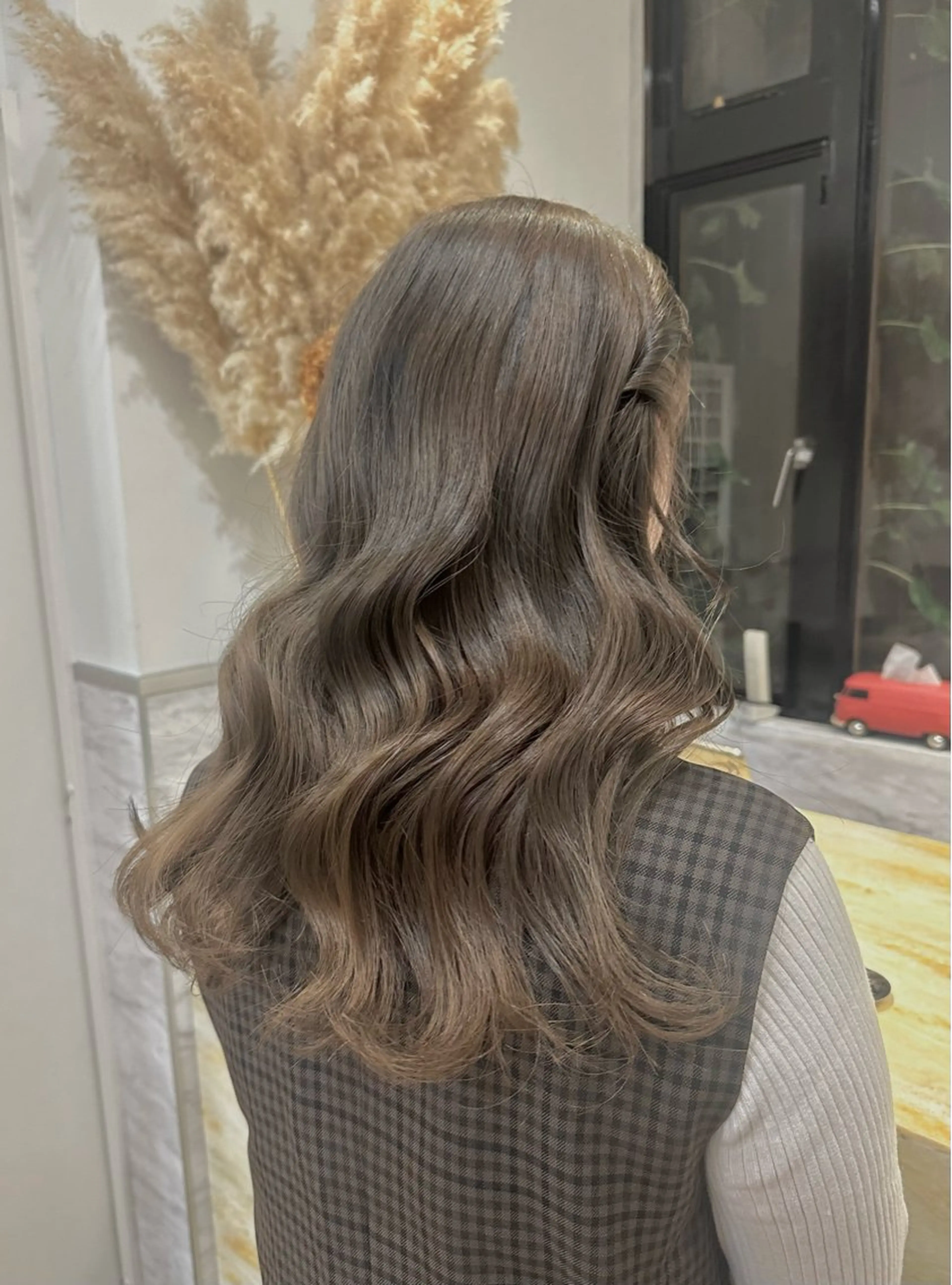 ロング 鈴木 詩穂のヘアスタイル