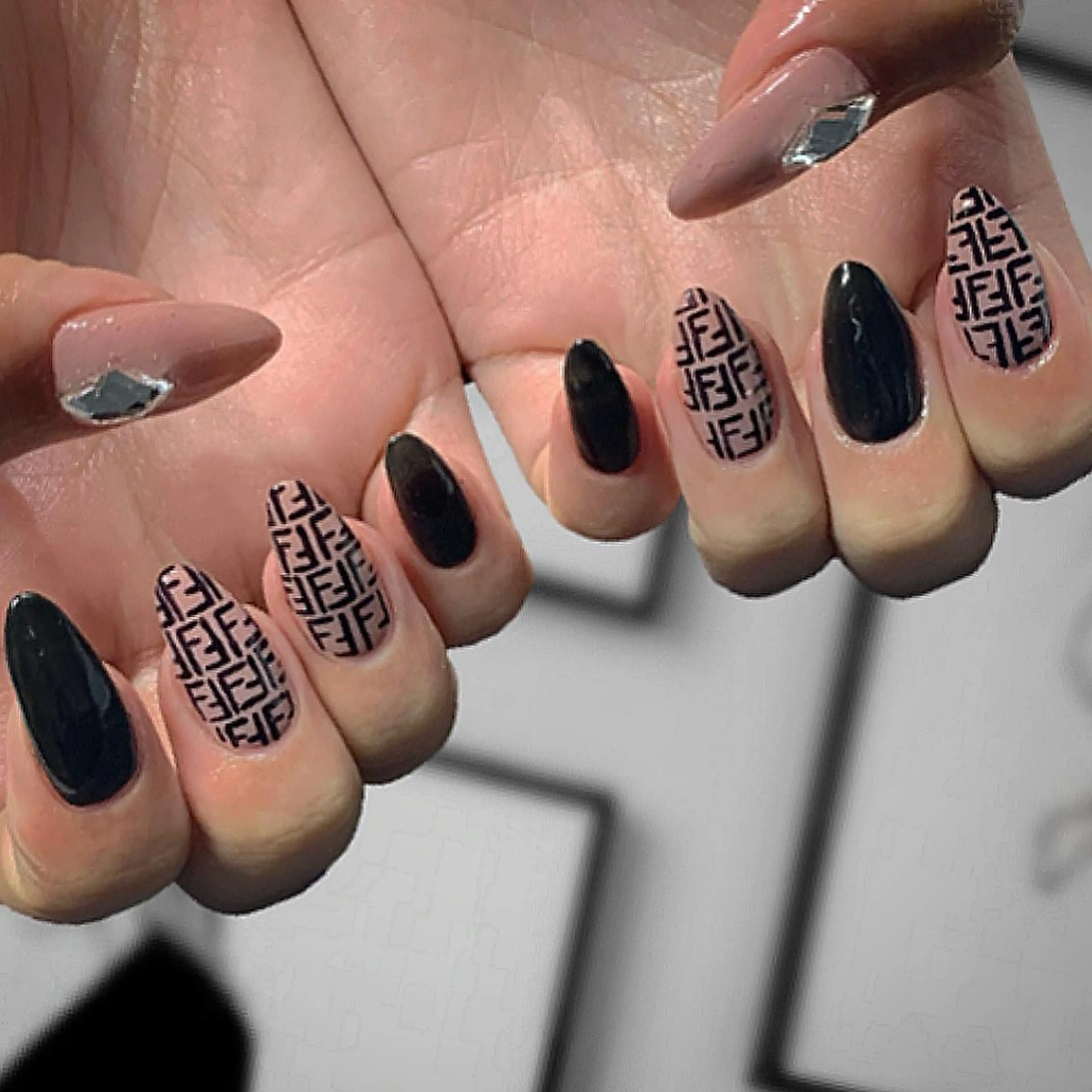 ネイル ハンドネイル ハンドケア lylynail YUUKAのネイルデザイン