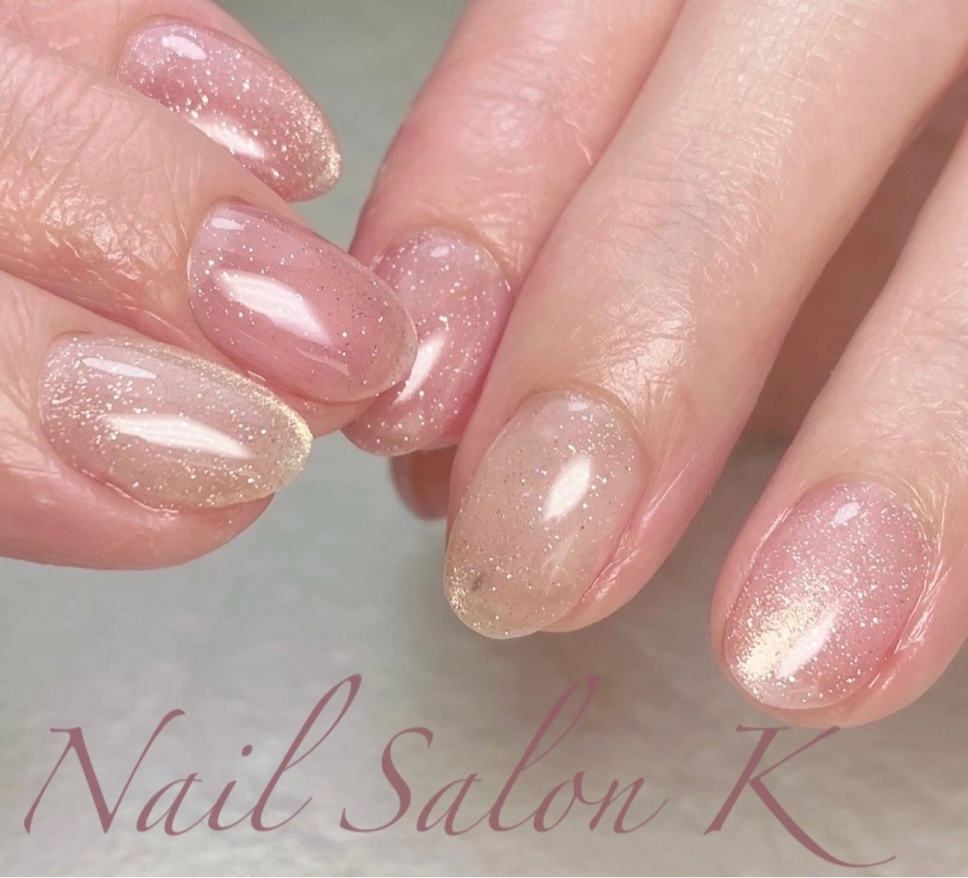 ネイル フラッシュネイル ゴールド キラキラネイル マグネットネイル ショートネイル ハンドネイル Nail Salon K 🧸美爪育成のネイルデザイン