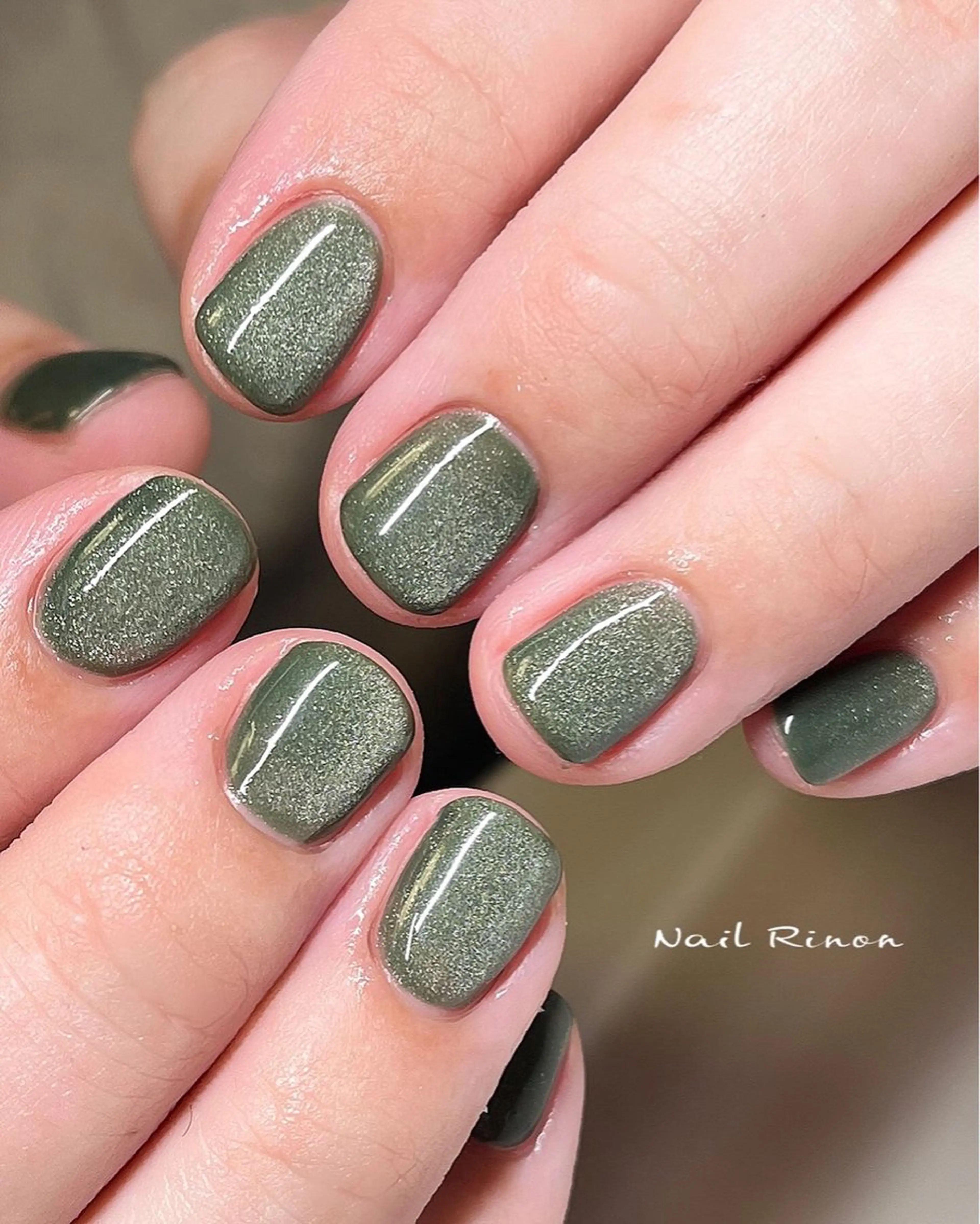 ネイル マグネットネイル ハンドネイル Nail Rinonのネイルデザイン