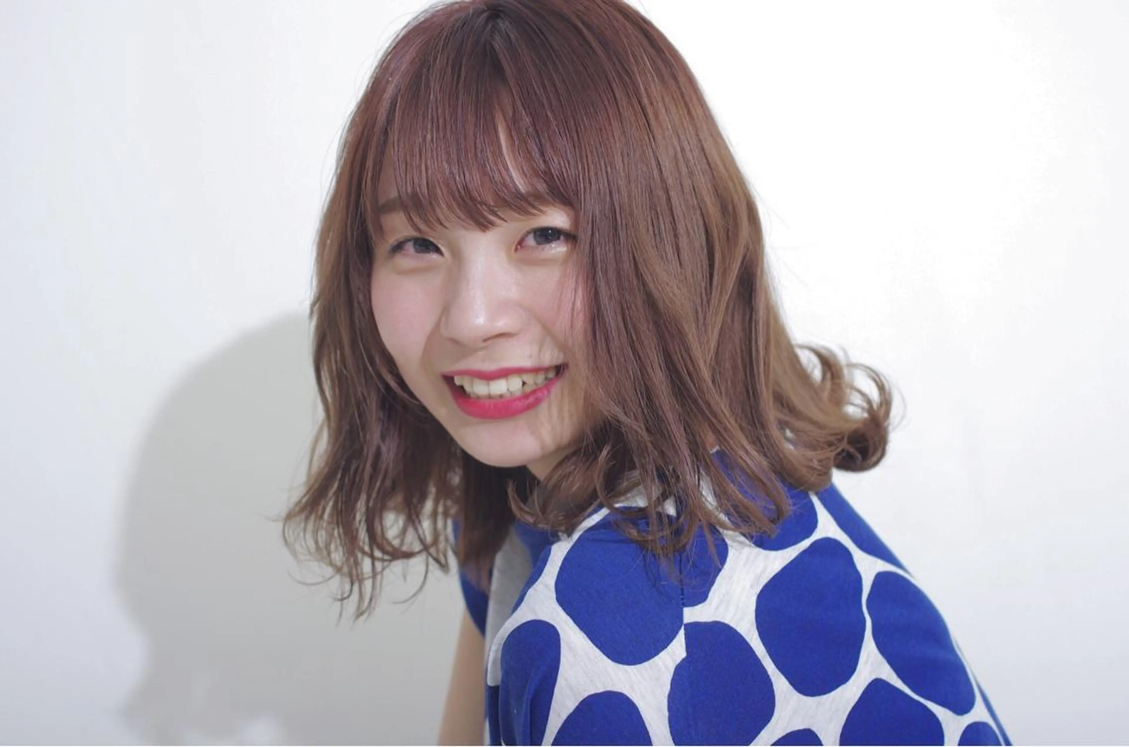 ミディアム カラー パーマ 藤井 仁紀のヘアスタイル