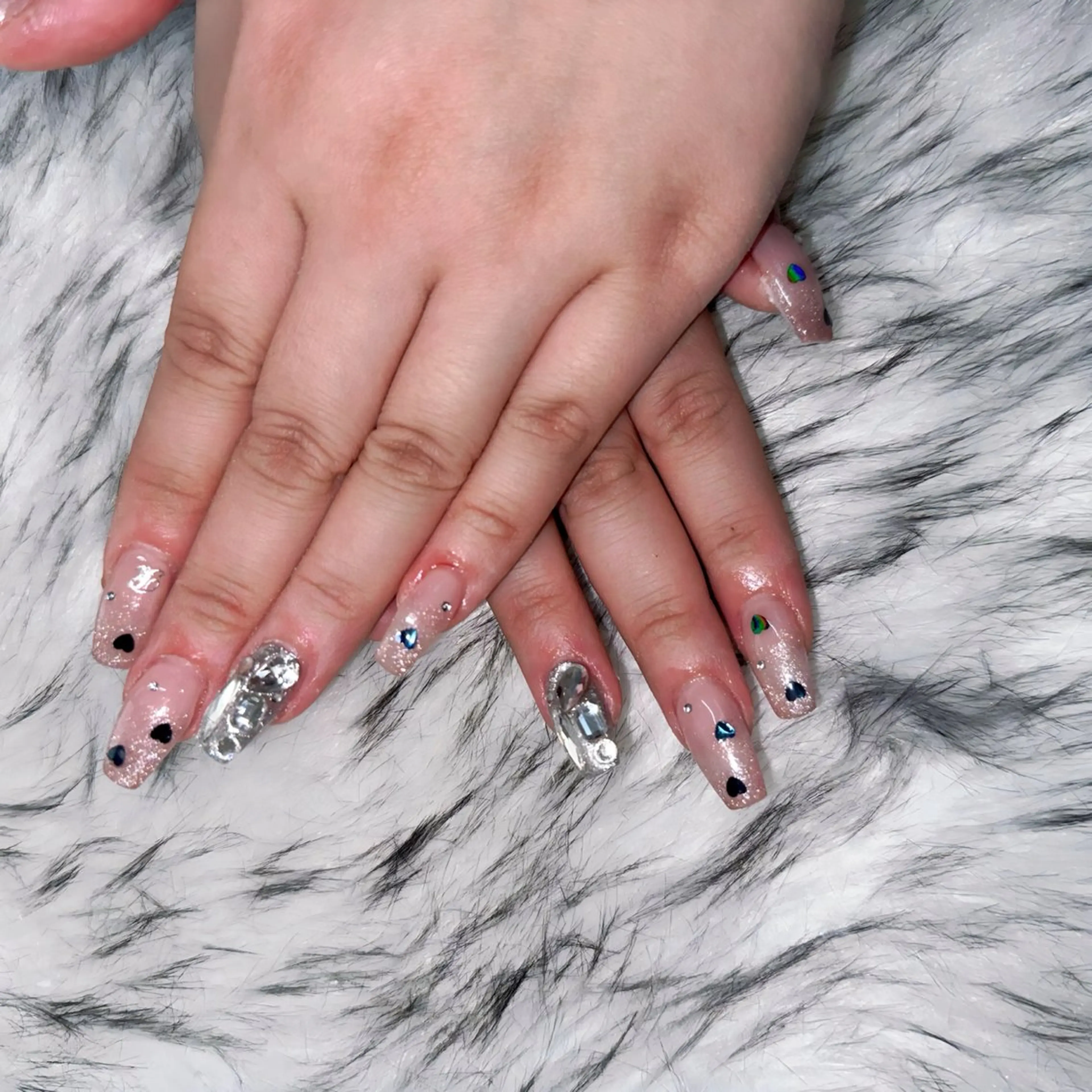 ロング ハンドネイル mao .のネイルデザイン