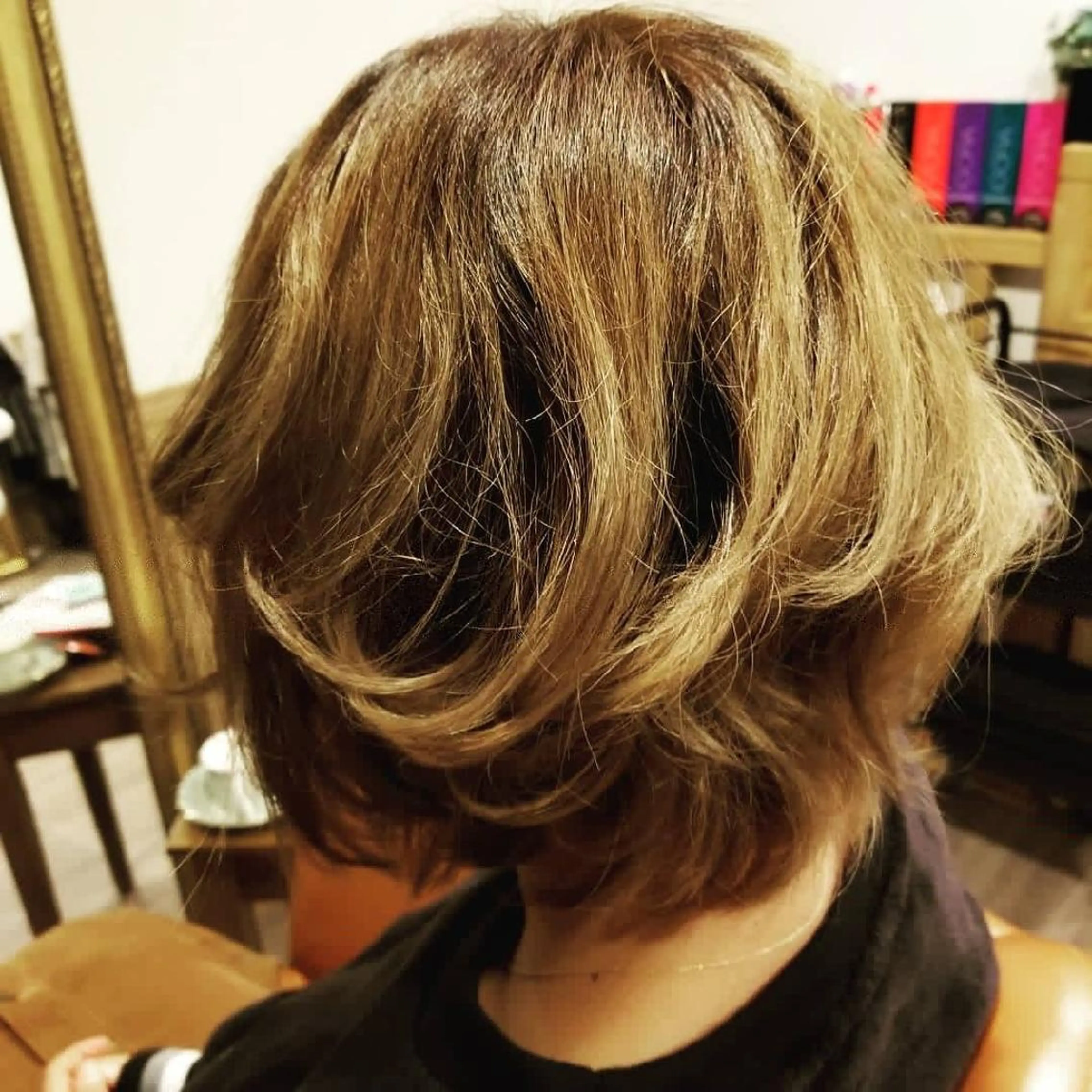 ショート カラー アディクシーカラー バレイヤージュ イルミナカラー 外国人風カラー ハロウィン spa hair  ark 富井直美のヘアスタイル