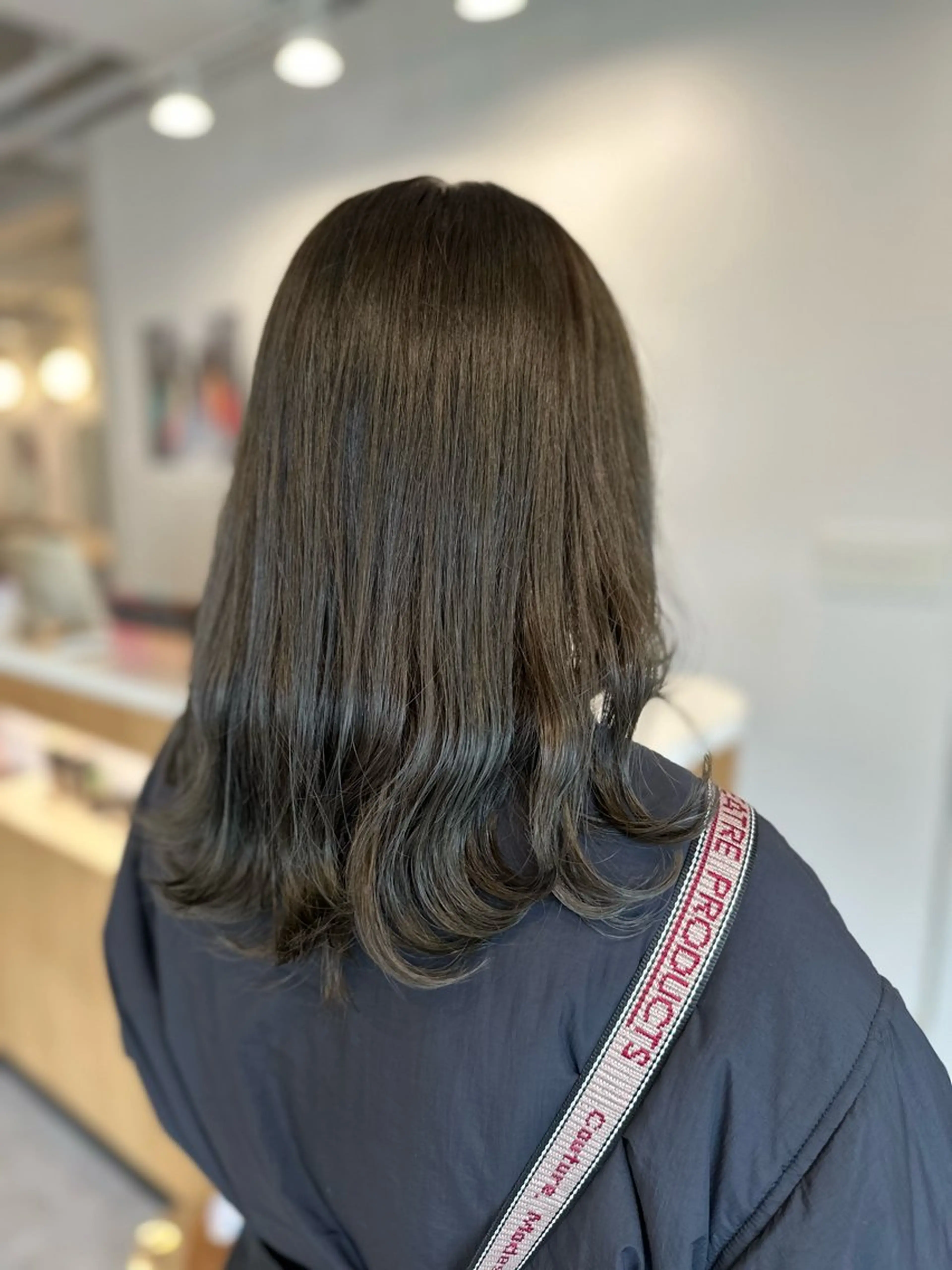 セミロング カラー グレージュ オリーブグレージュ オリーブグレー カット ヘアカラー トリートメント 特殊カラー特化 ✂️SHIAN フジのヘアスタイル