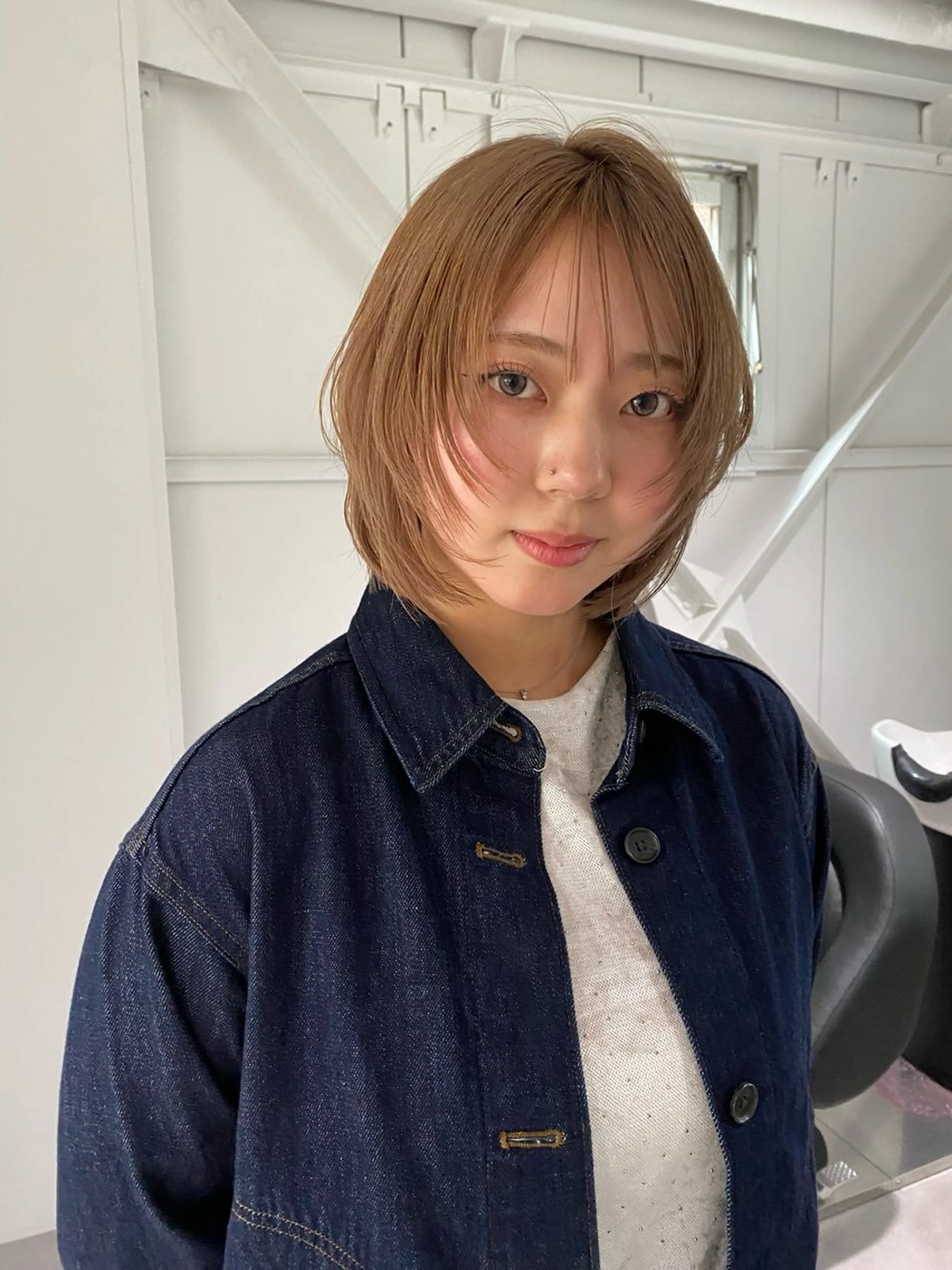 ミディアム ヘアカラー トリートメント トレンド/天神大名 ハイトーン/レイヤーのヘアスタイル