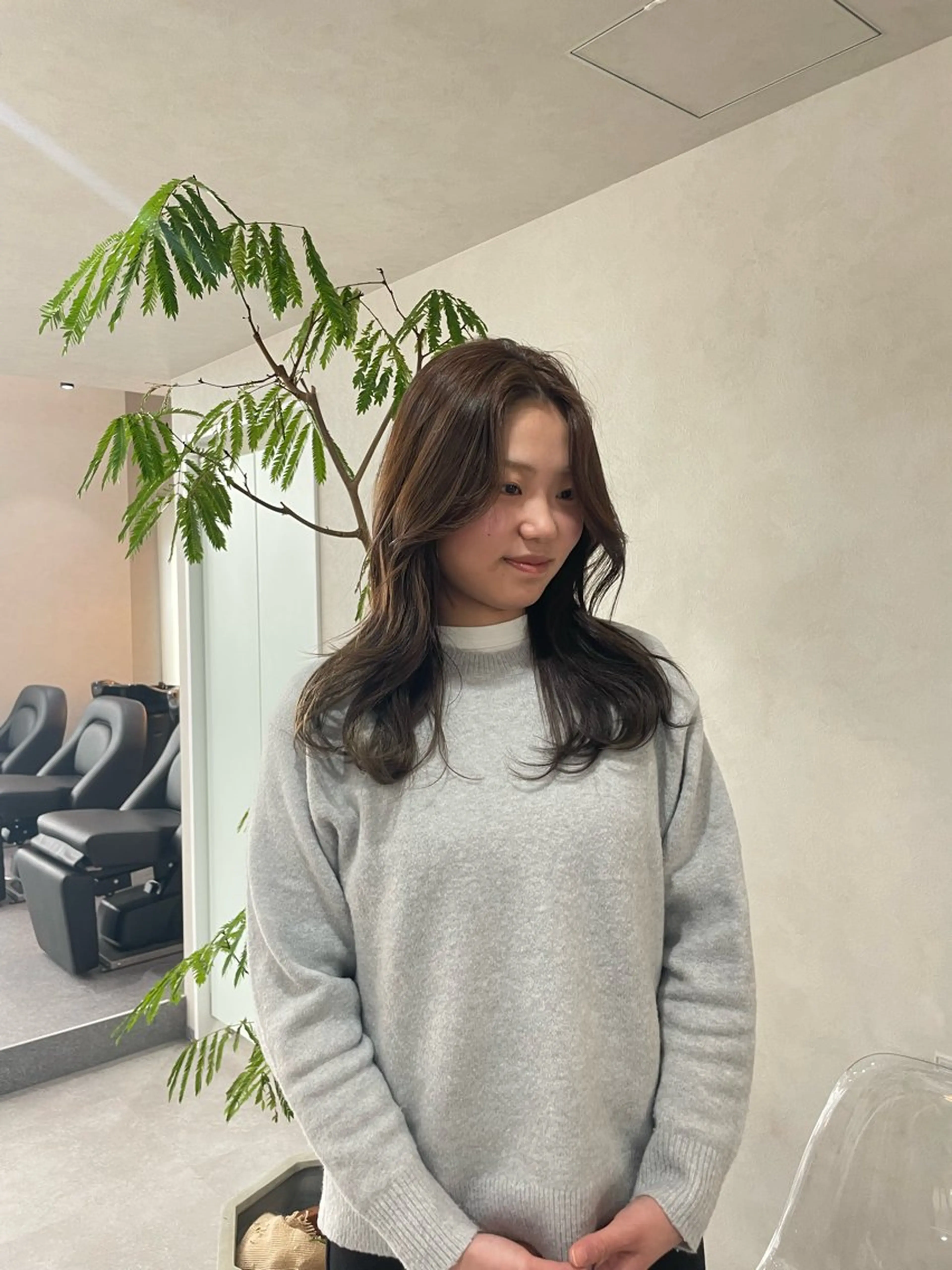 ロング カラー カット ヘアカラー トリートメント 🍐透明感カラー🍐 レイヤーカットのヘアスタイル