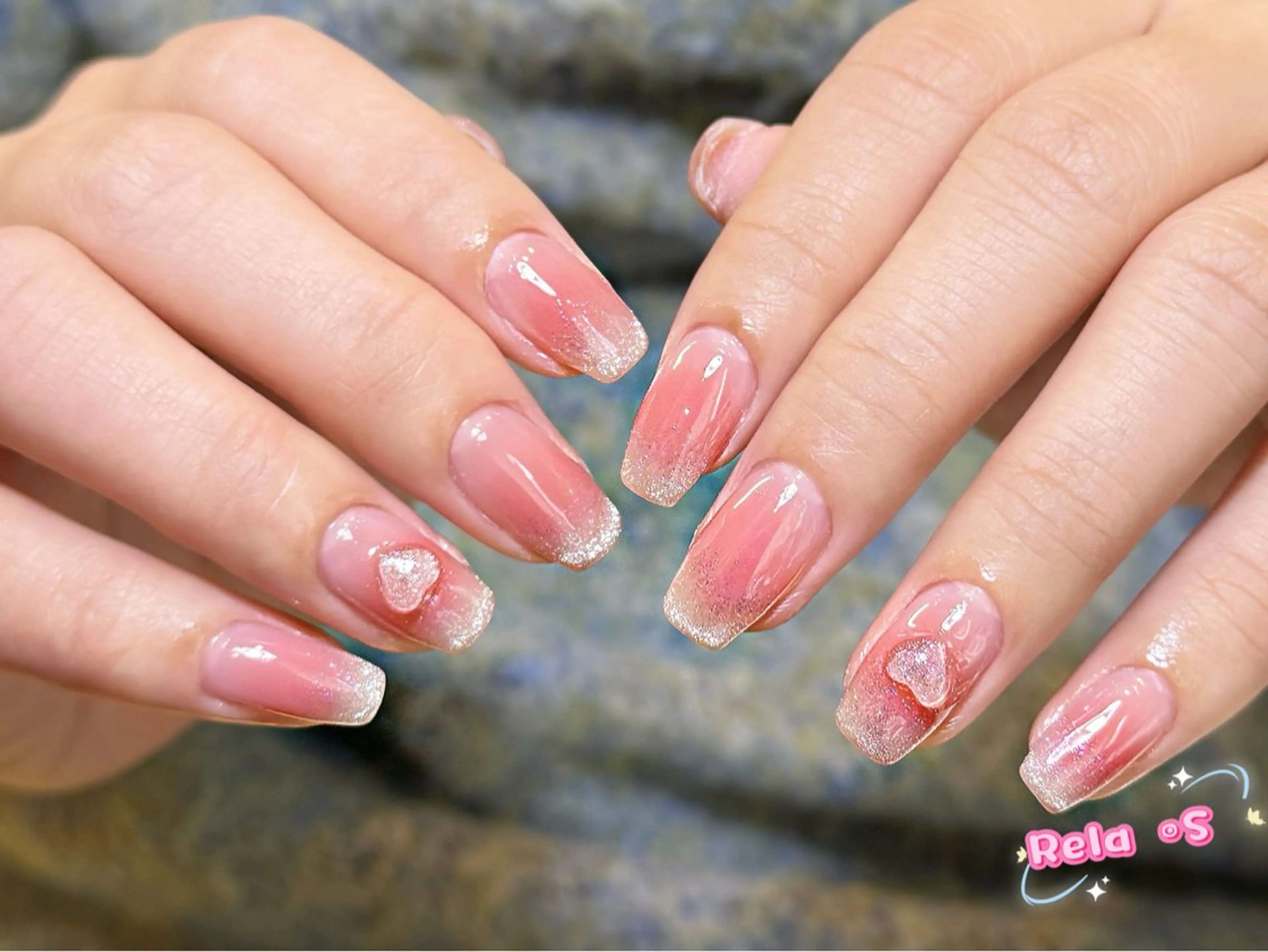 ネイル オーロラネイル 長さ出し フレンチネイル ジェルネイル ガラスフレンチ ハンドネイル Rela・S NAILのネイルデザイン