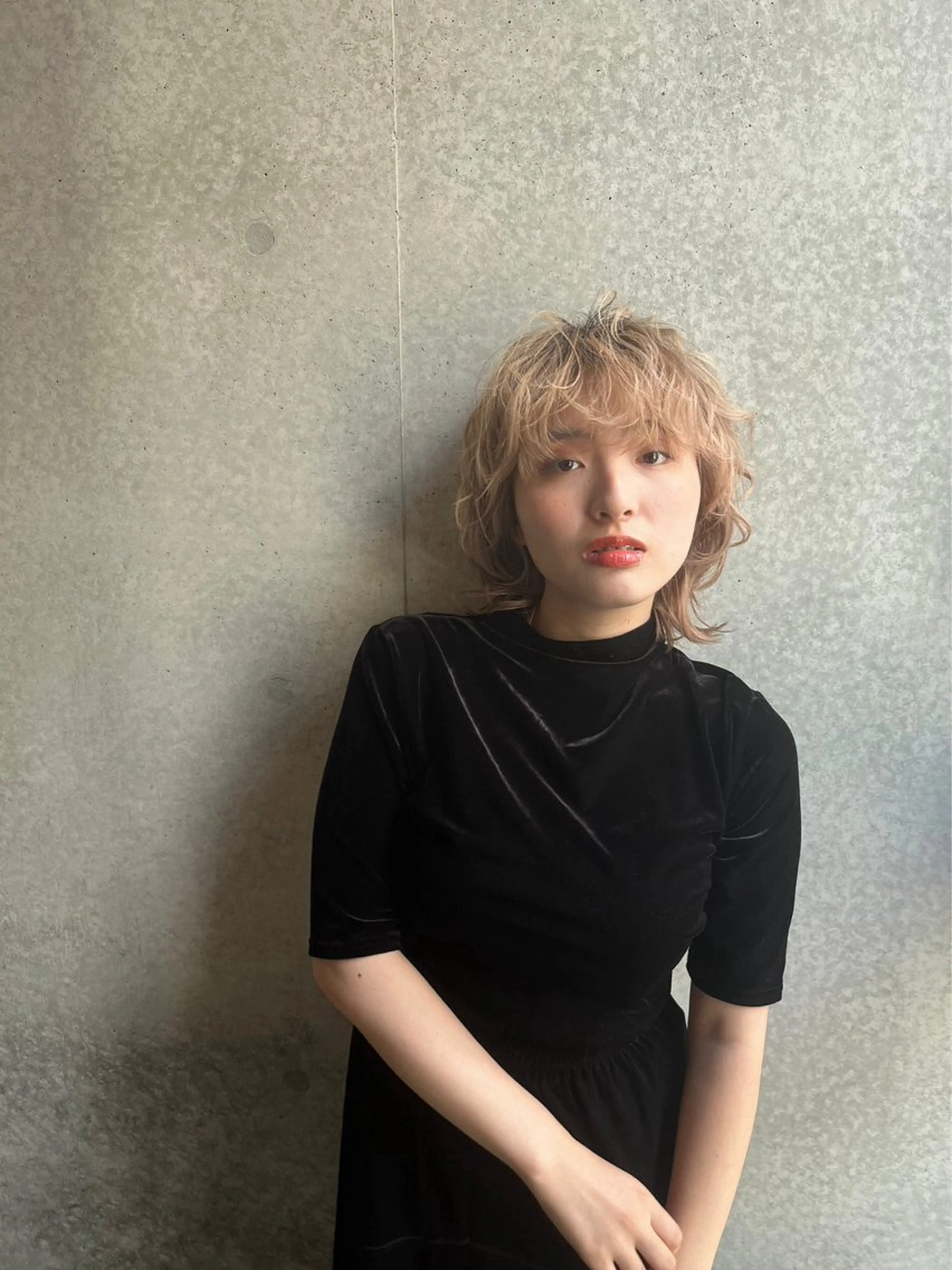 ミディアム 新堀 紫音のヘアスタイル