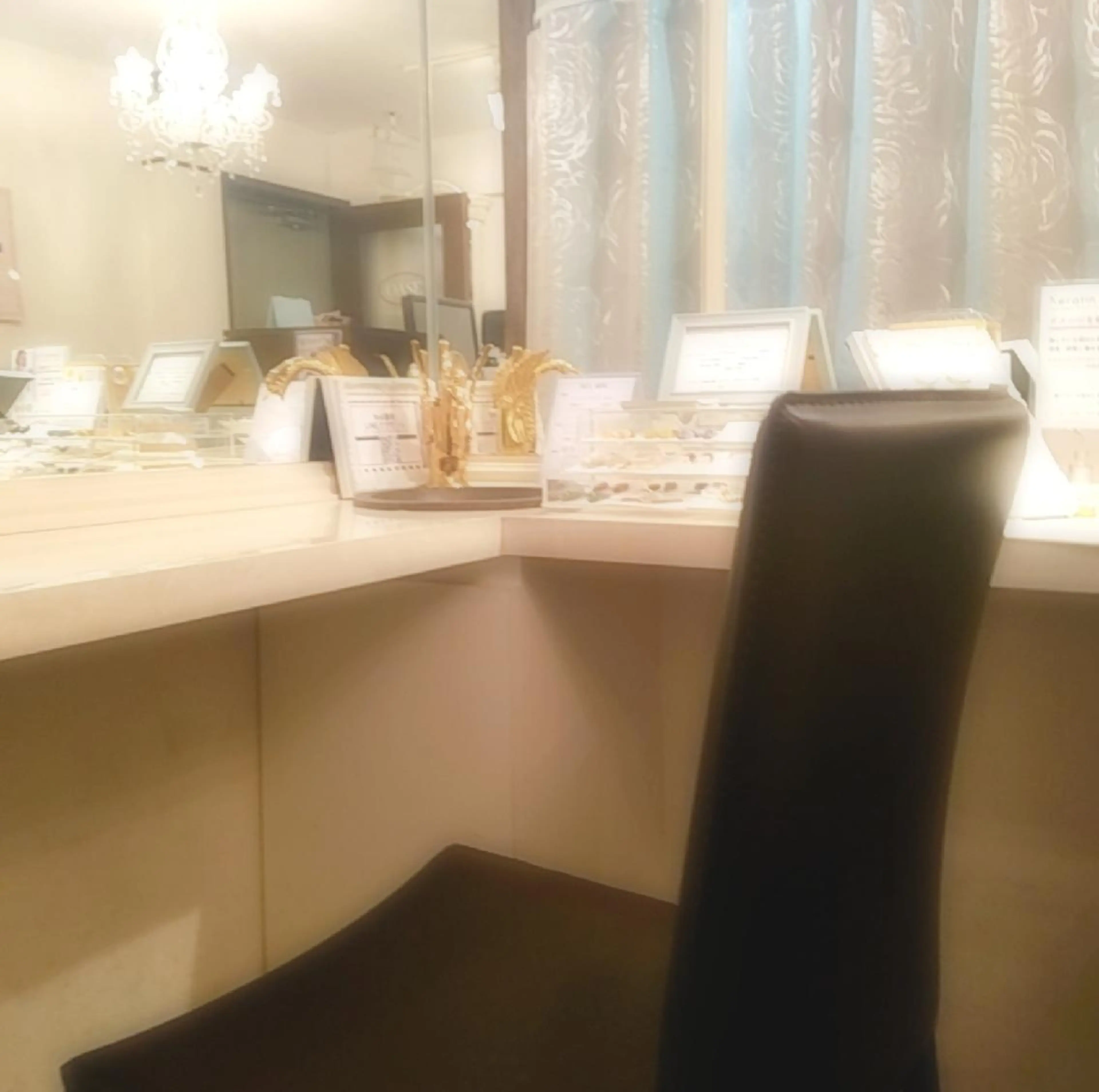 ヘアアレンジ ネイル メンズ マツエク・マツパ カラー セミロング OASE アイラッシュの眉毛・アイブロウイメージ