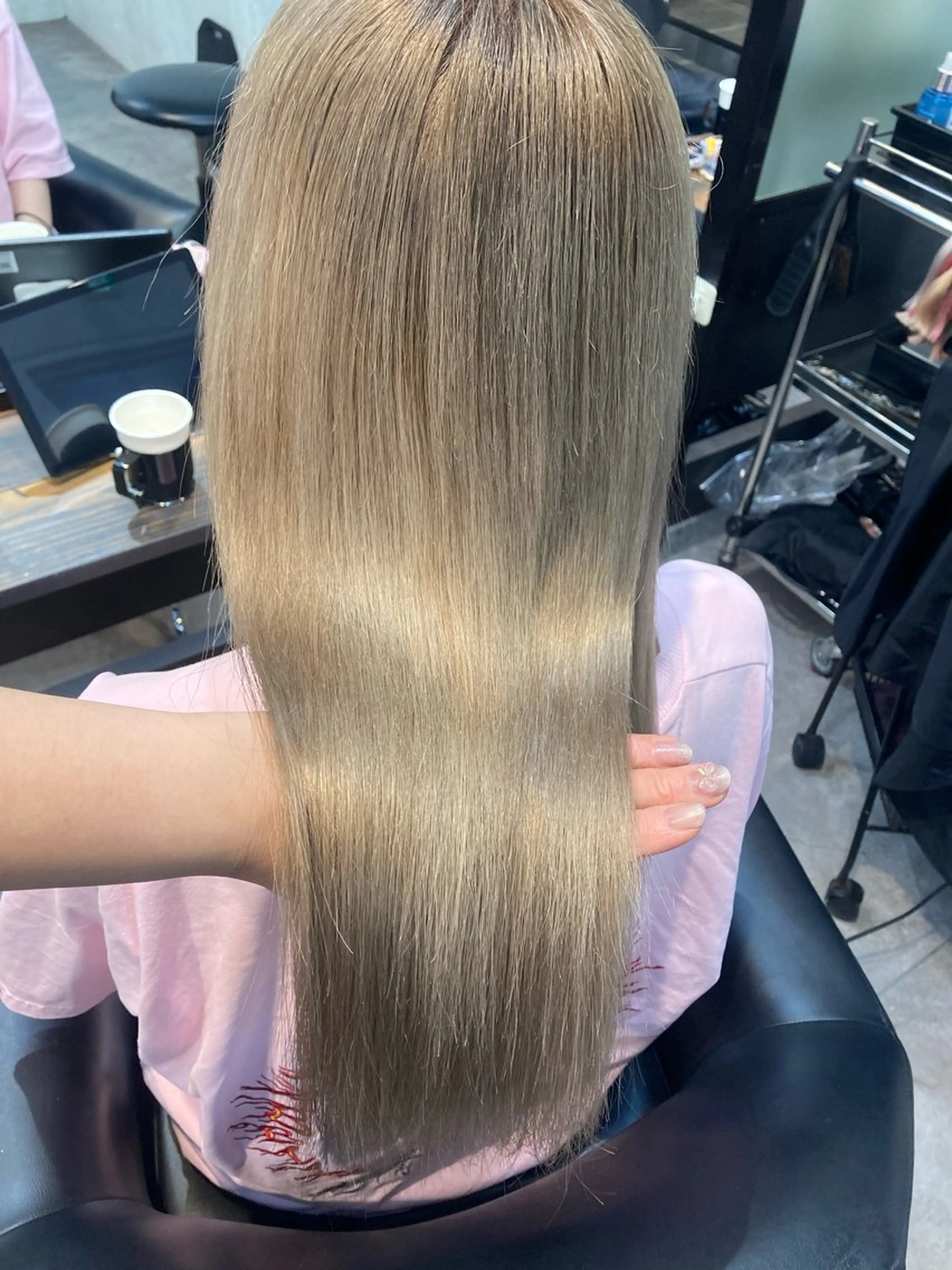 ロング カラー ヘアカラー トリートメント ✨最安値✨エクステ カラー🌼つきな🌼のヘアスタイル