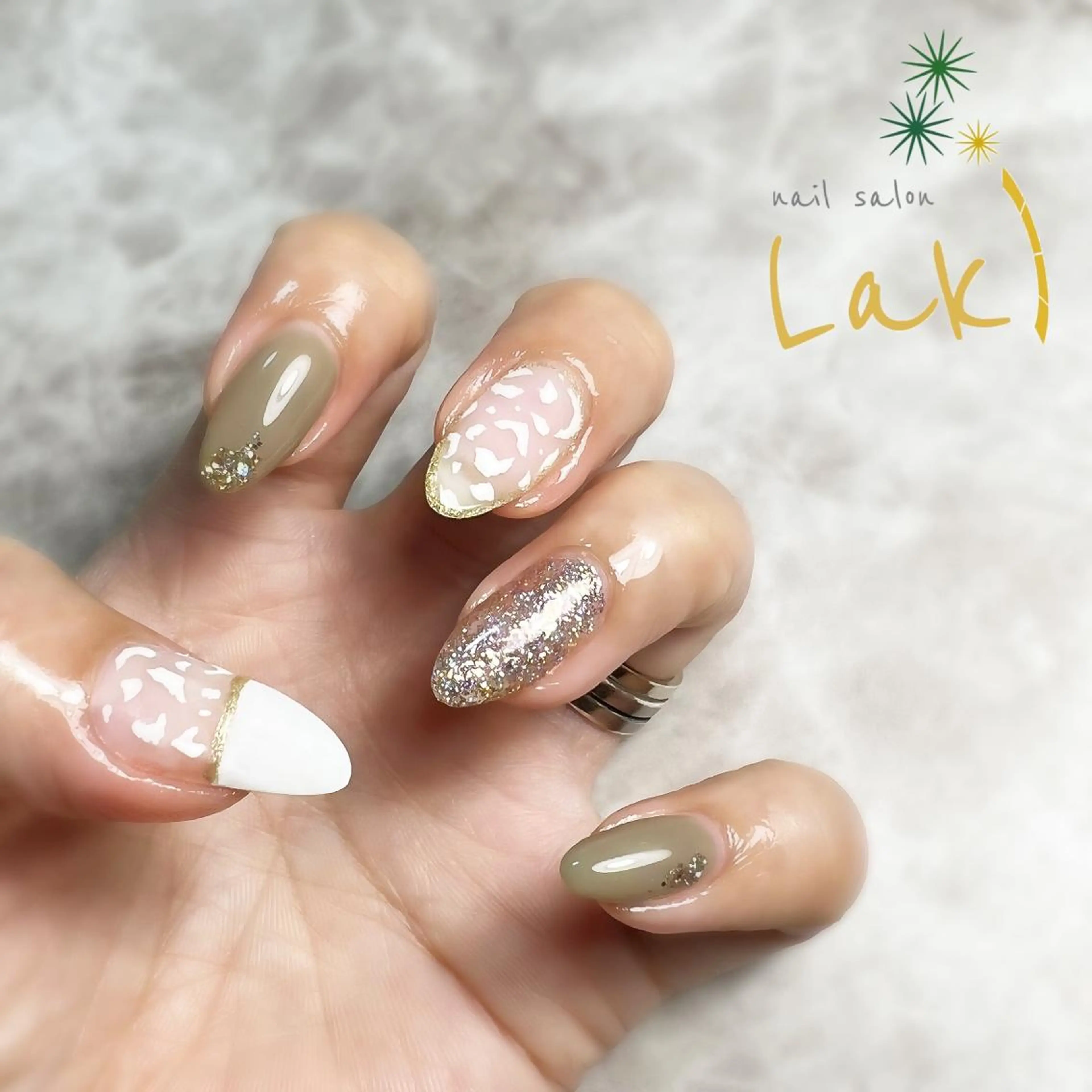 ネイル ハンドネイル フットネイル NAILsalon Laki(ラキ)のネイルデザイン