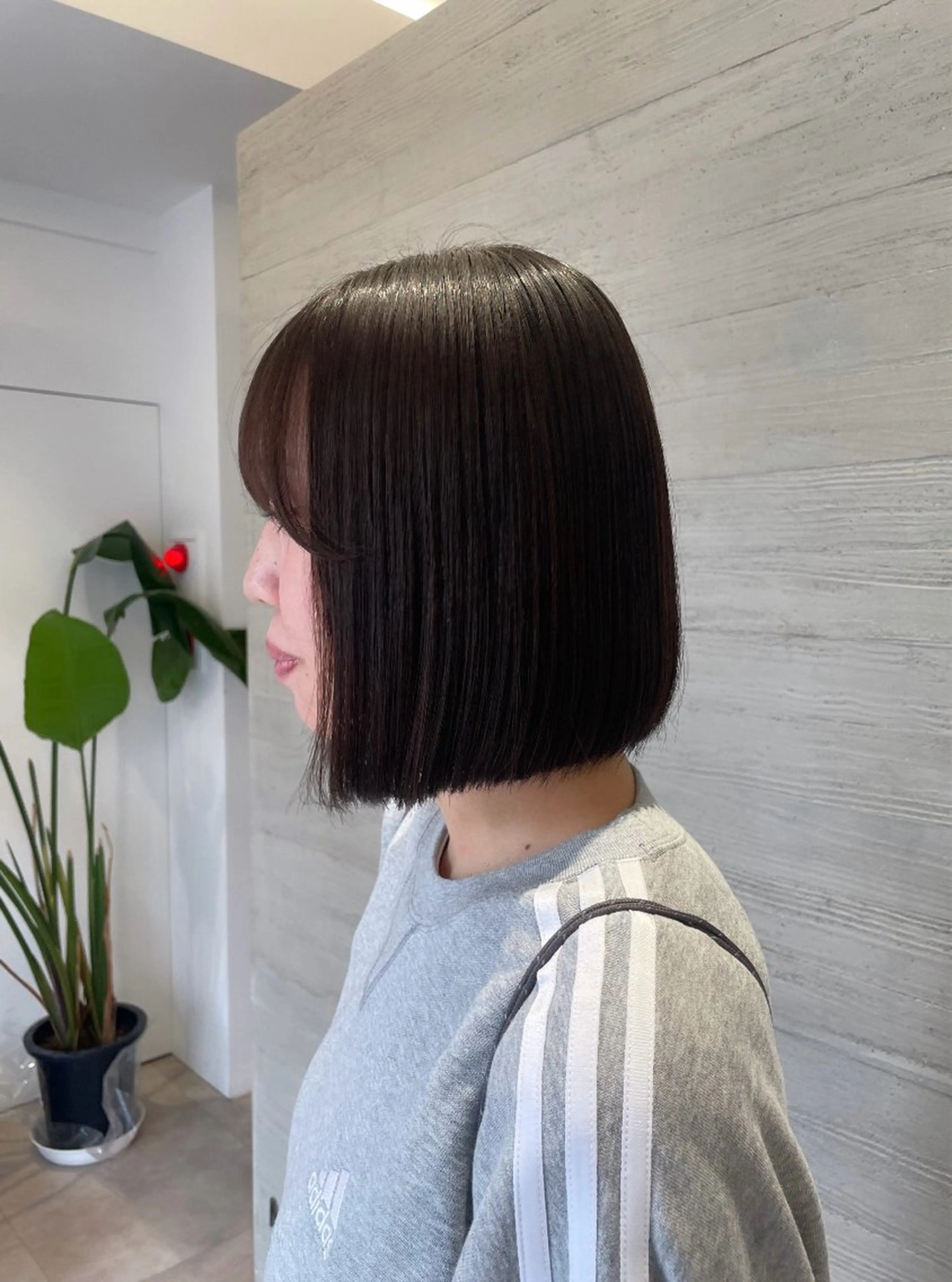 ショート ボブ 縮毛矯正 🤍tomoka 🤍のヘアスタイル