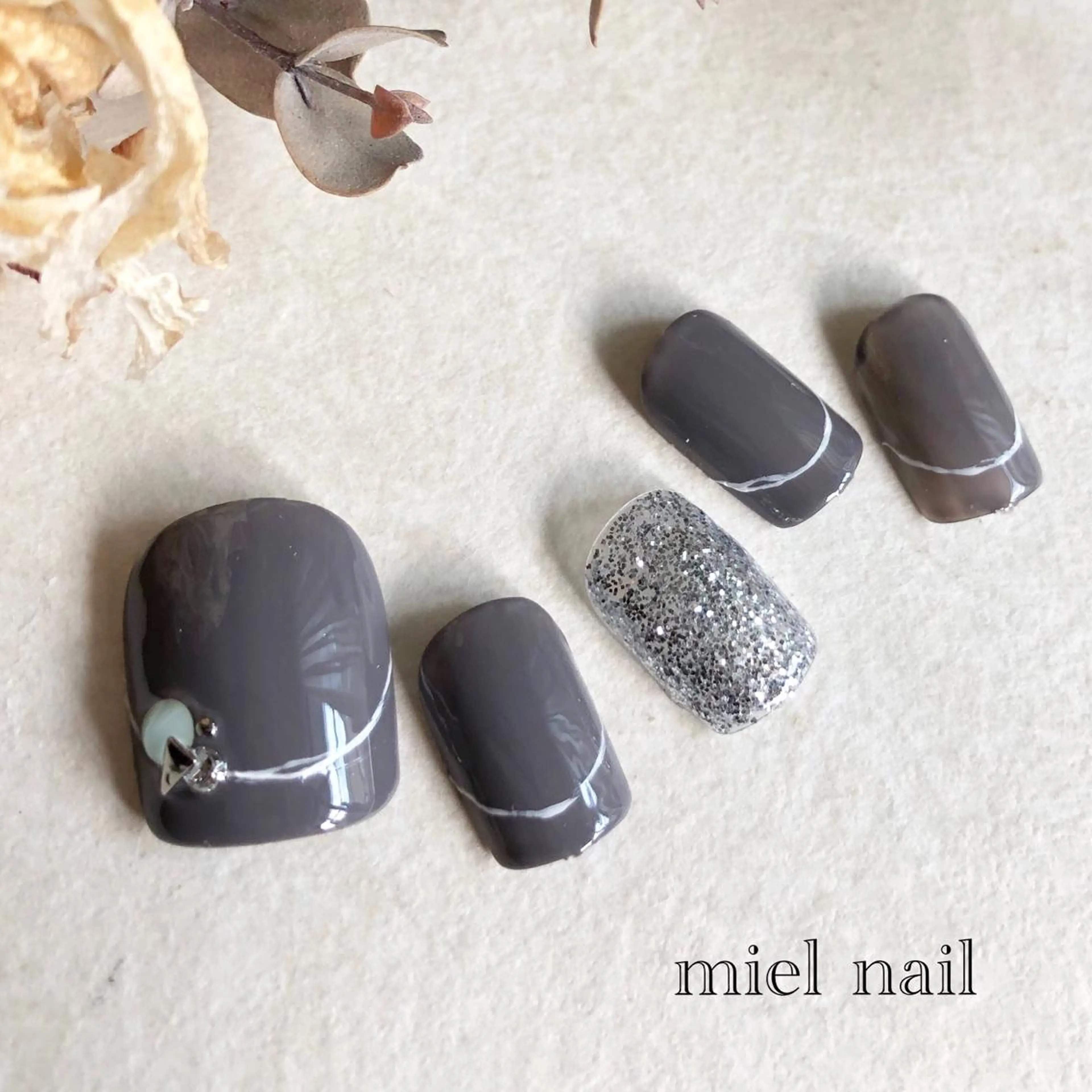 ネイル miel nailのネイルデザイン