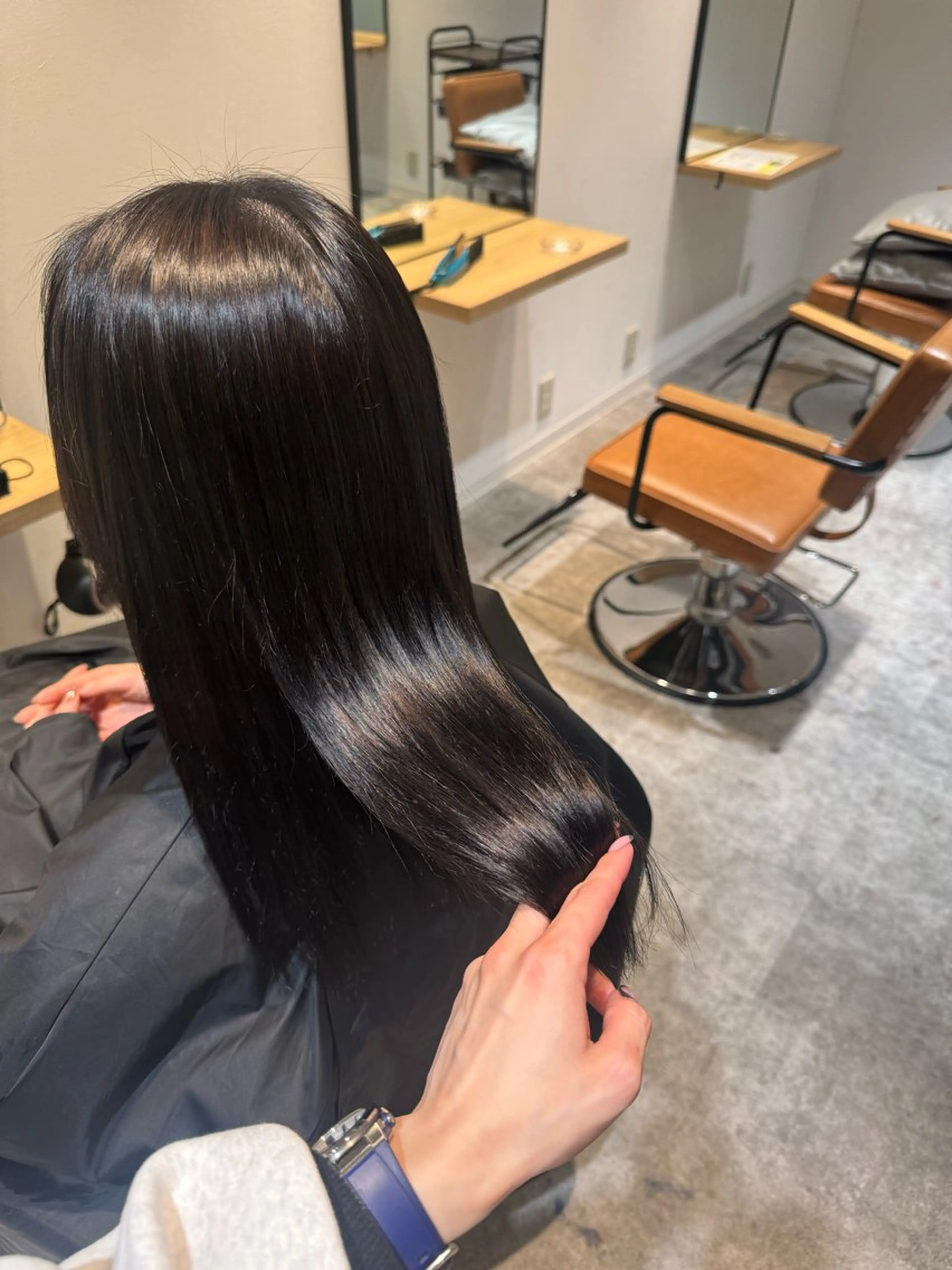 ロング パーマ 髪質改善 縮毛矯正 カット 縮毛矯正 オスズ 🎀´-のヘアスタイル