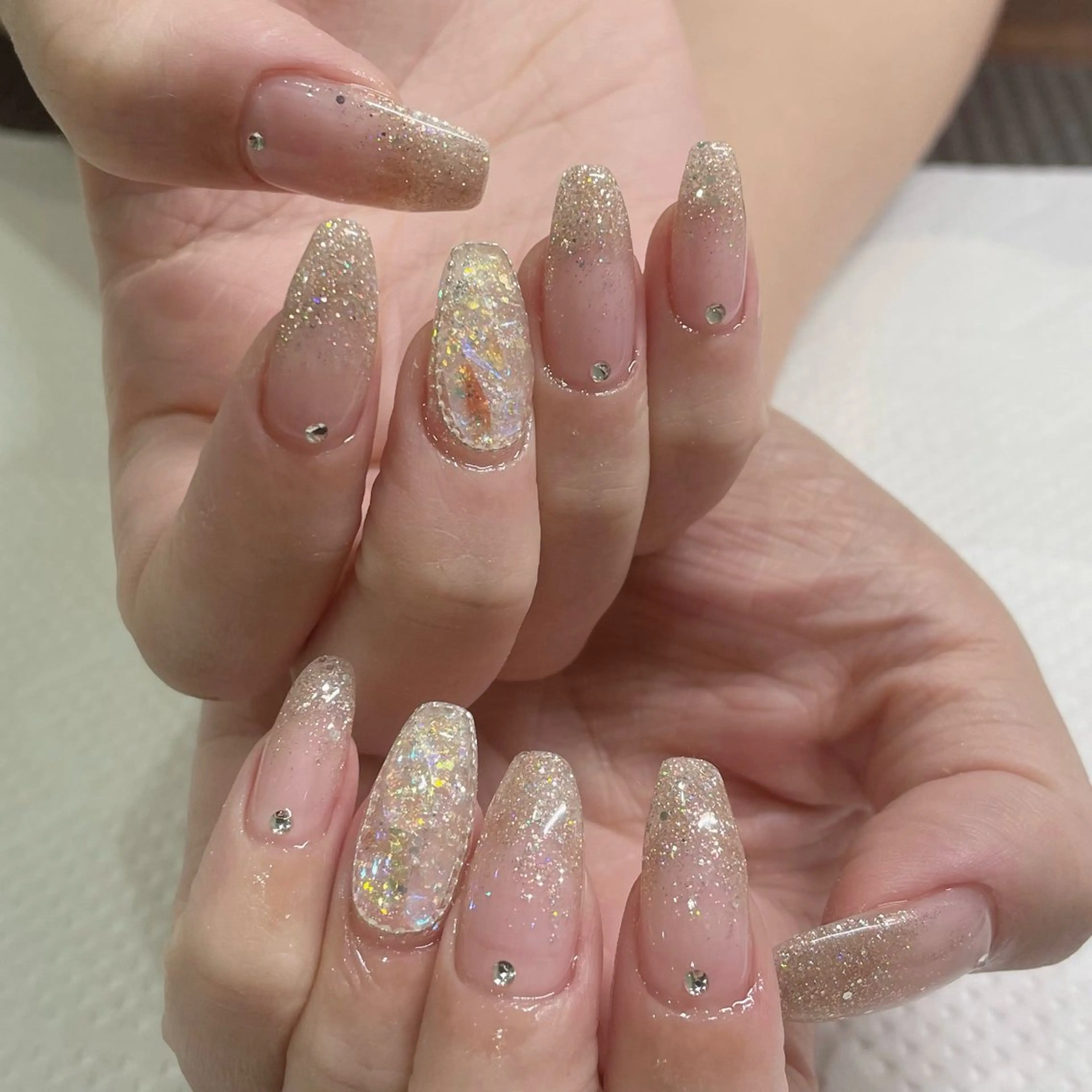 ネイル グラデーション ラメ(グリッター) ラメグラデーション ハンドネイル Ricnail☾ ayanoのネイルデザイン