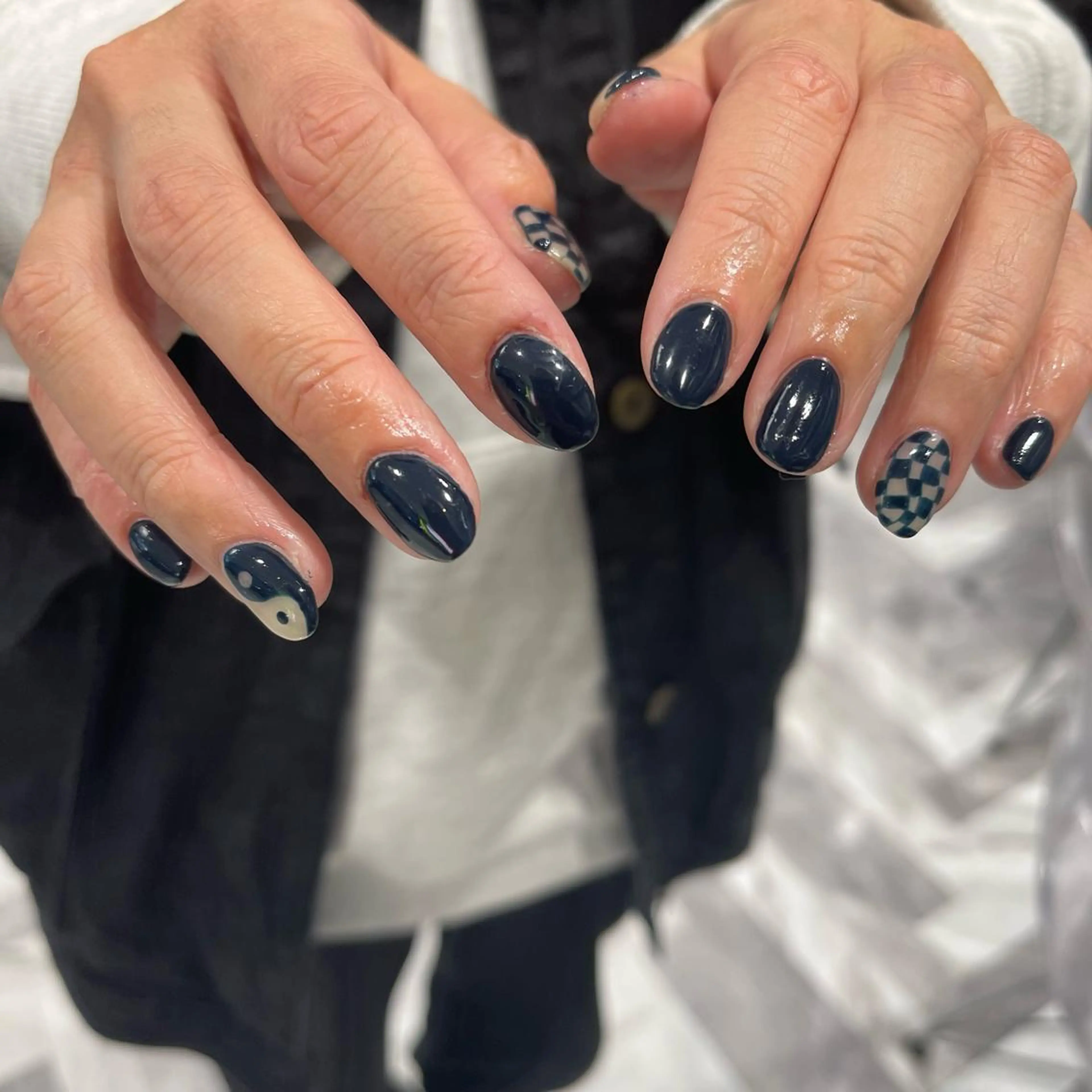 カラー ハンドネイル ユナ🌙 nailのネイルデザイン