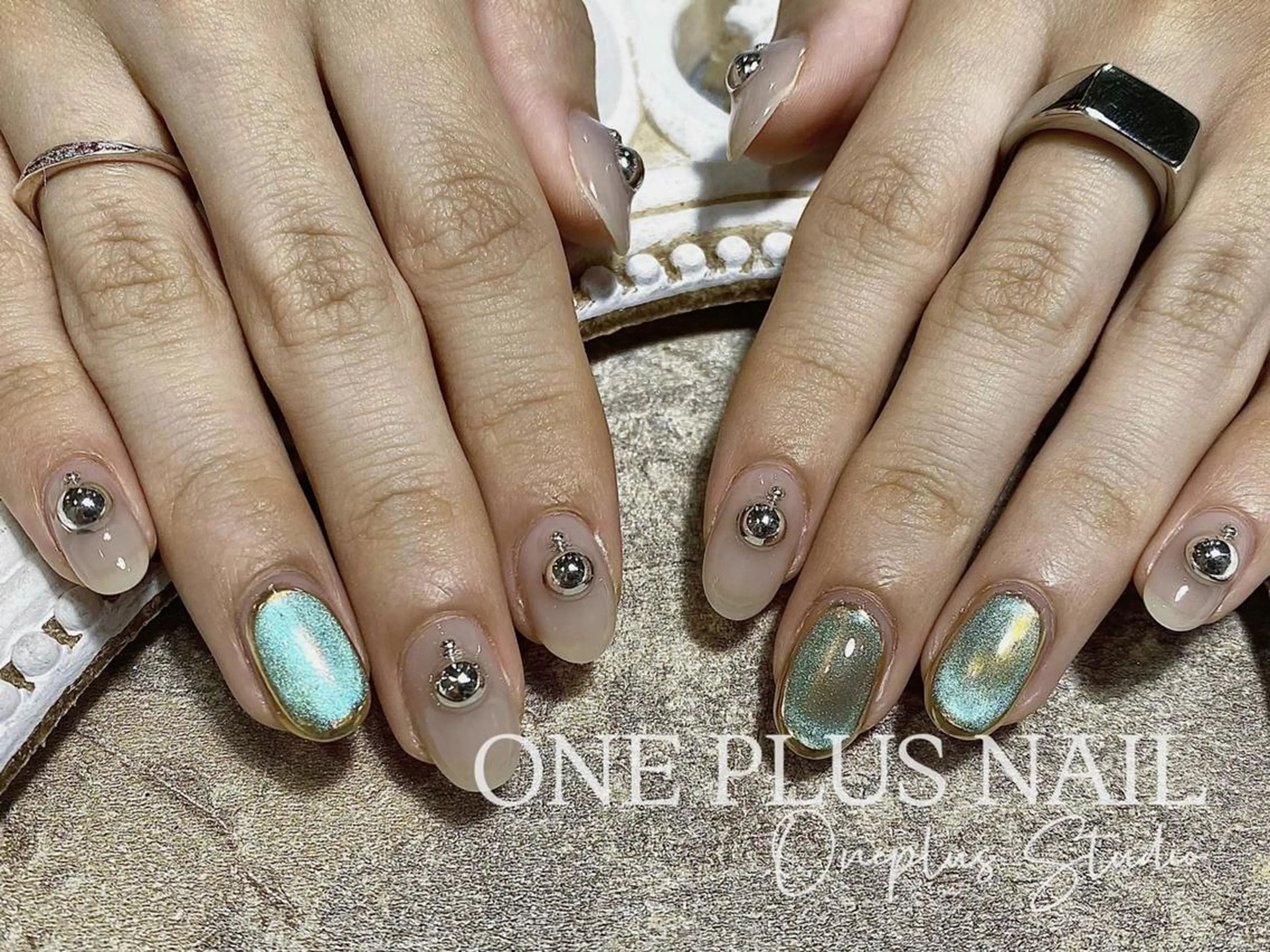 ネイル ワンホンネイル One plus StudioNailのネイルデザイン