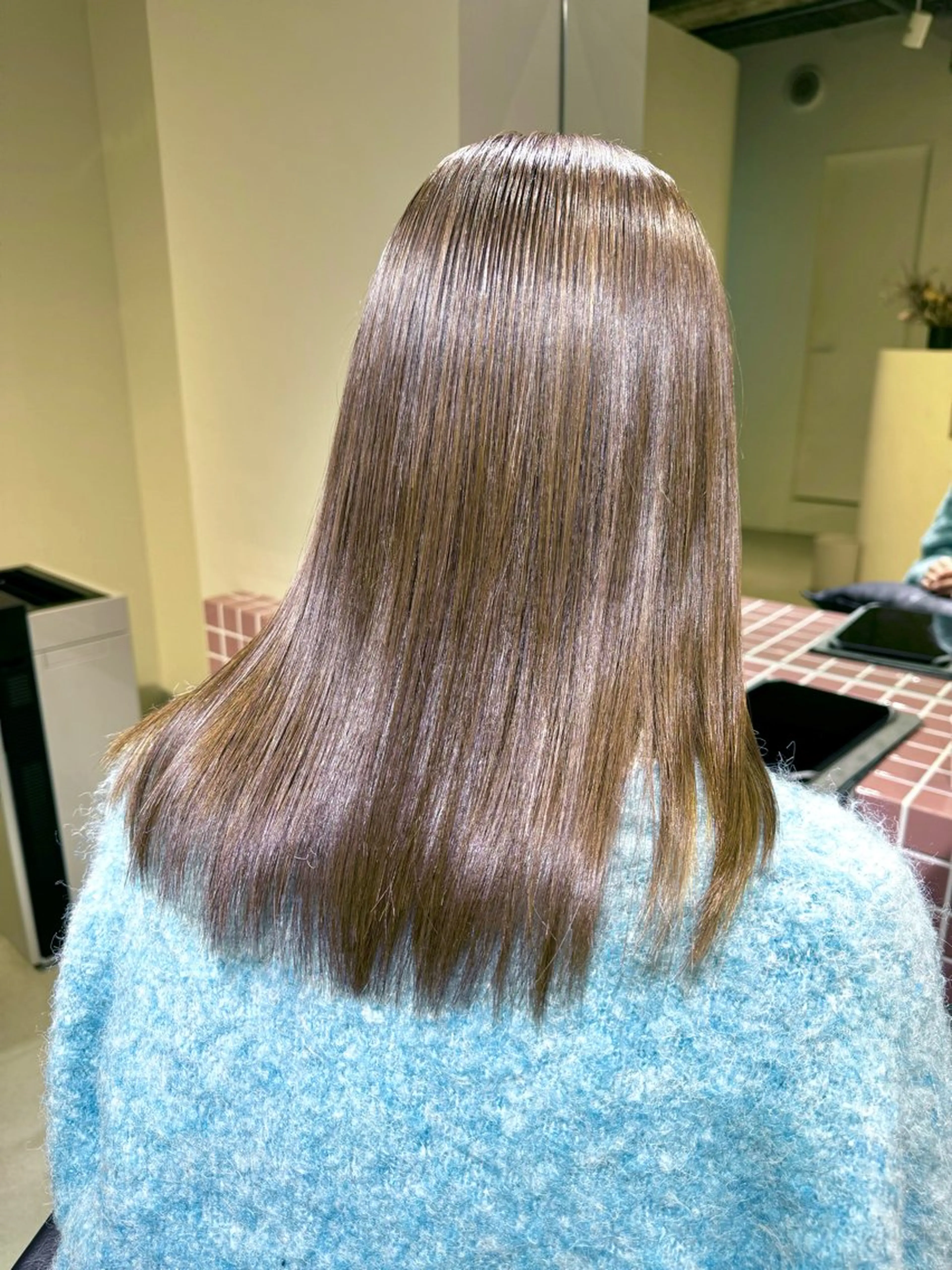 セミロング アッシュ ボブ 髪質改善 レイヤーカット 縮毛矯正 髪質改善マスター 長尾勇弥/梅田中津のヘアスタイル