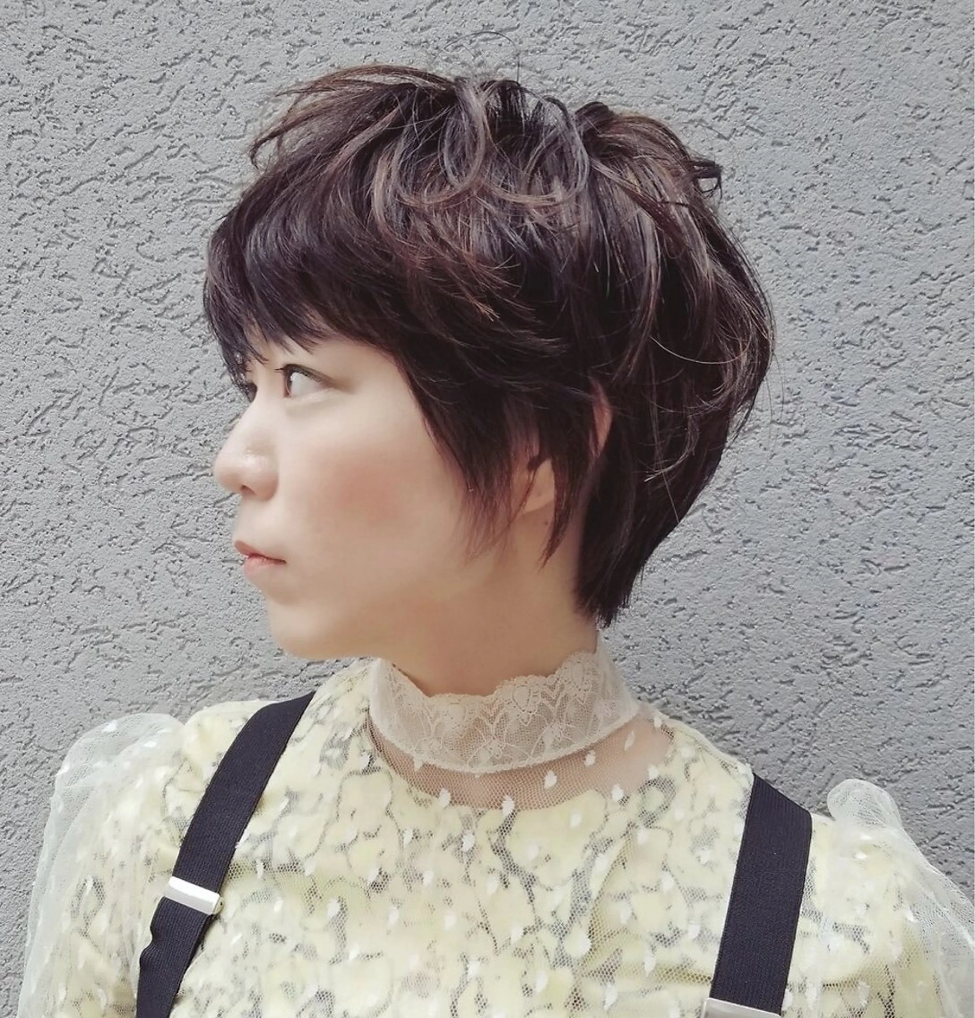 ショート 似合わせレイヤー 🤍みはな𝜗𝜚のヘアスタイル