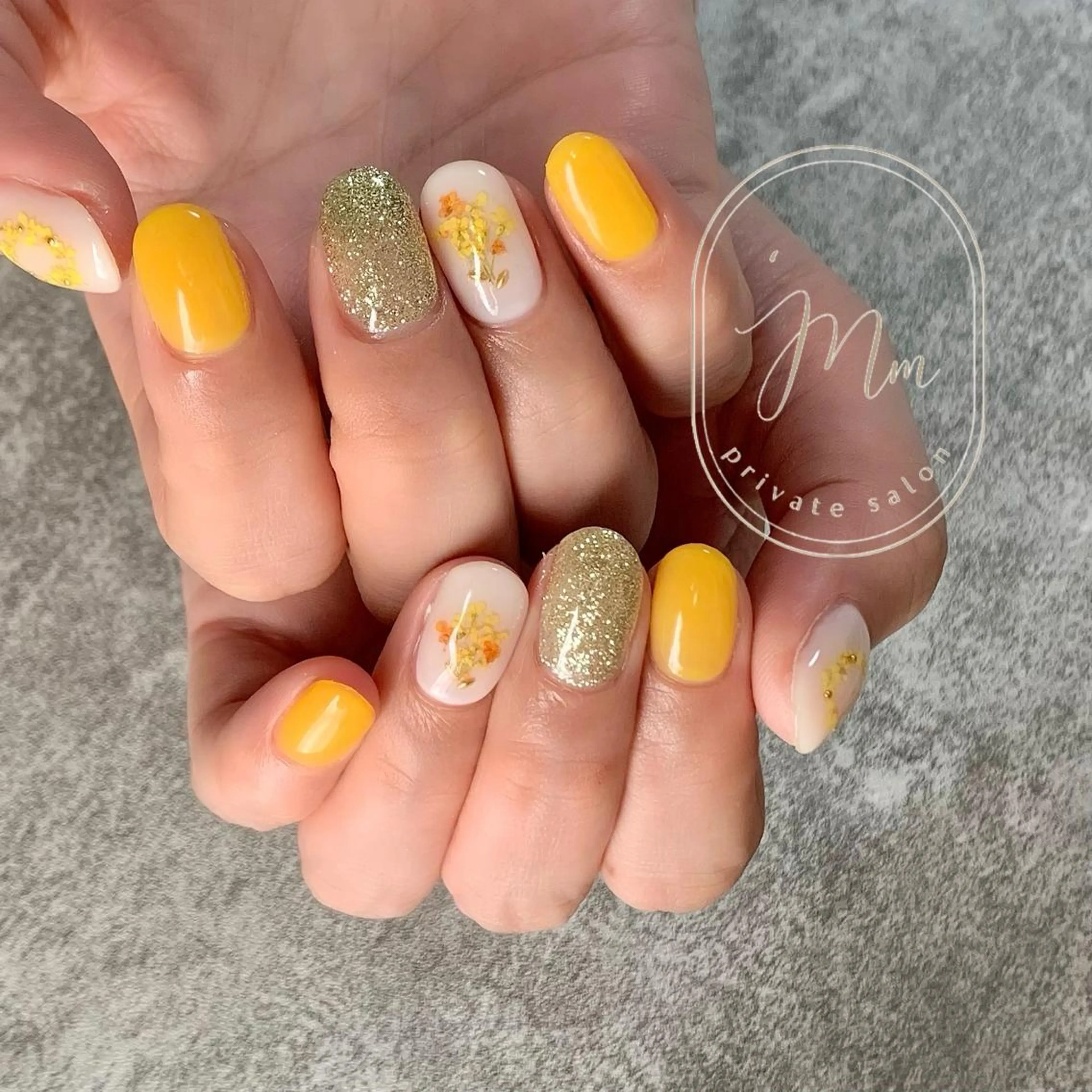 ネイル 'mm  (ミリ) ＭＡＮＡＭＩのネイルデザイン