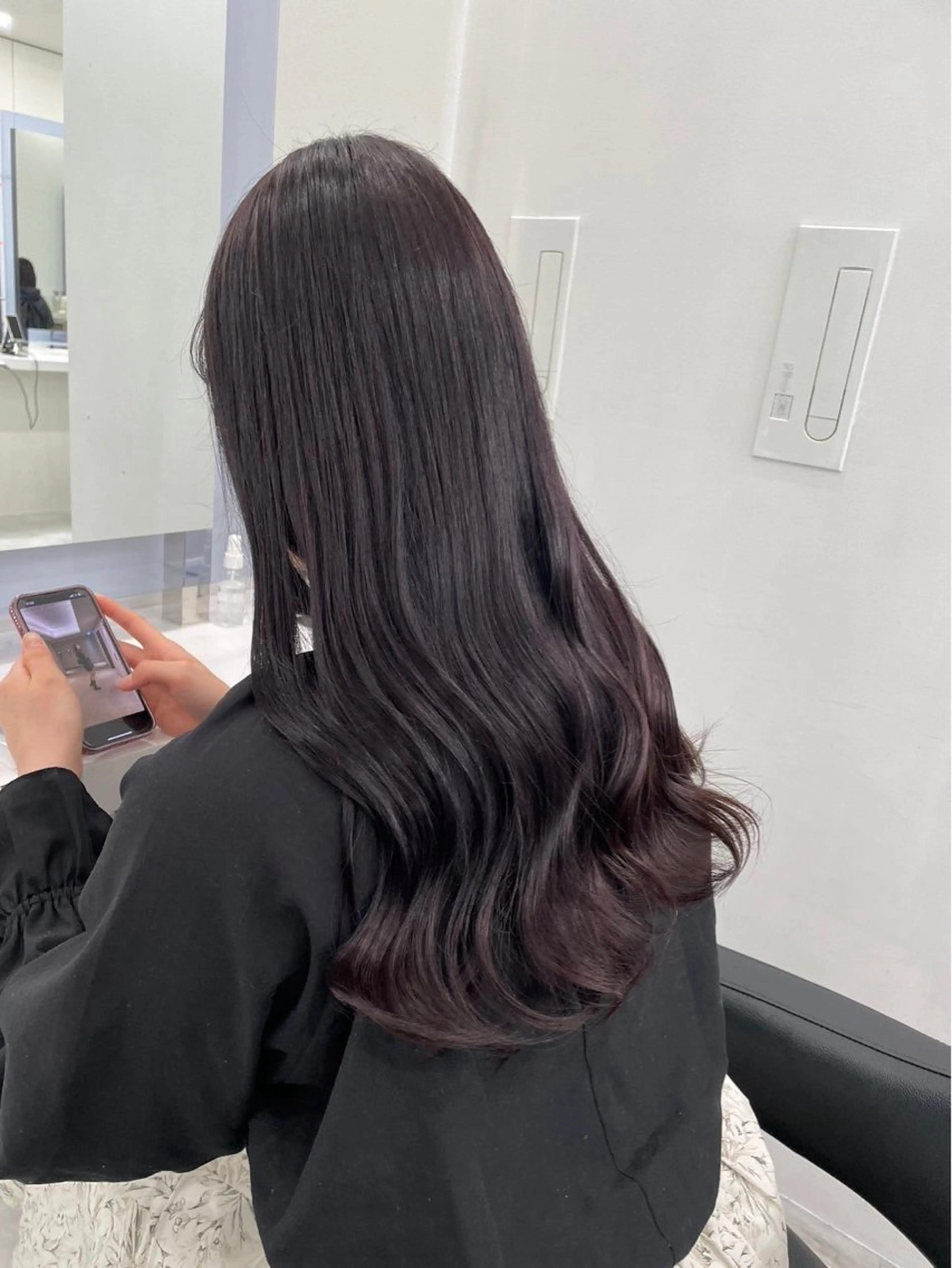 セミロング カラー ヘアアレンジ ヘアカラー 🎀RIN🎀 就活🩶暗髪カラーのヘアスタイル