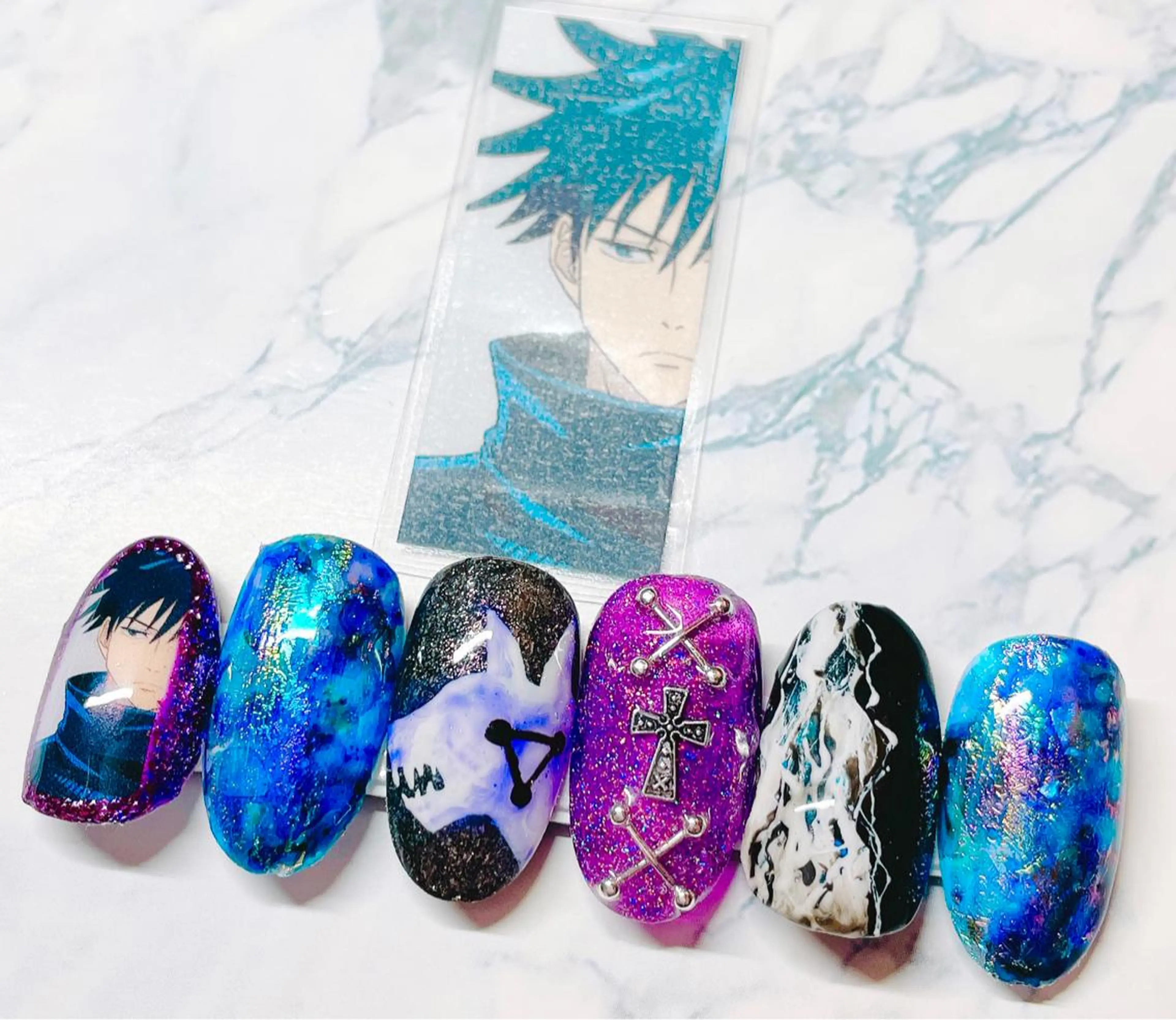 ネイル CROWN プライベートサロンのネイルデザイン