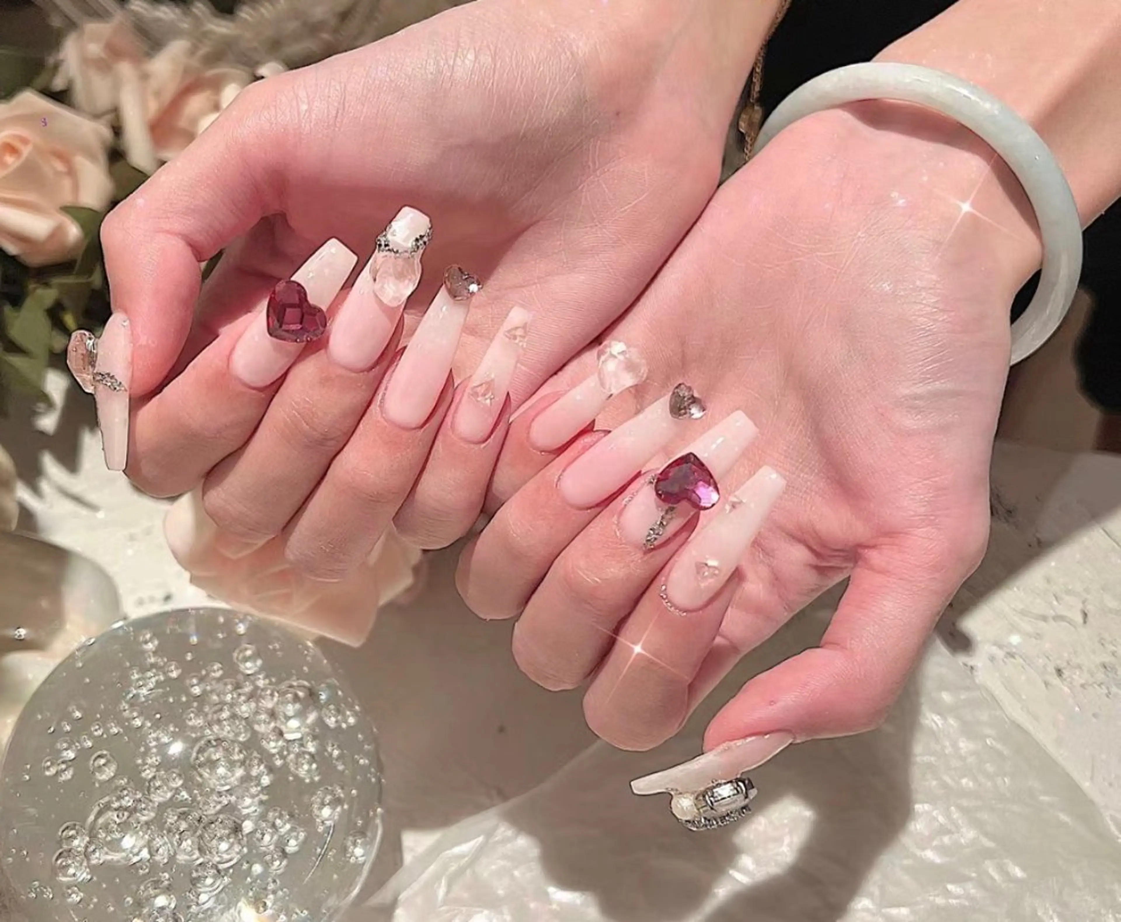 ネイル ハンドネイル 🍑 momo_nailのネイルデザイン
