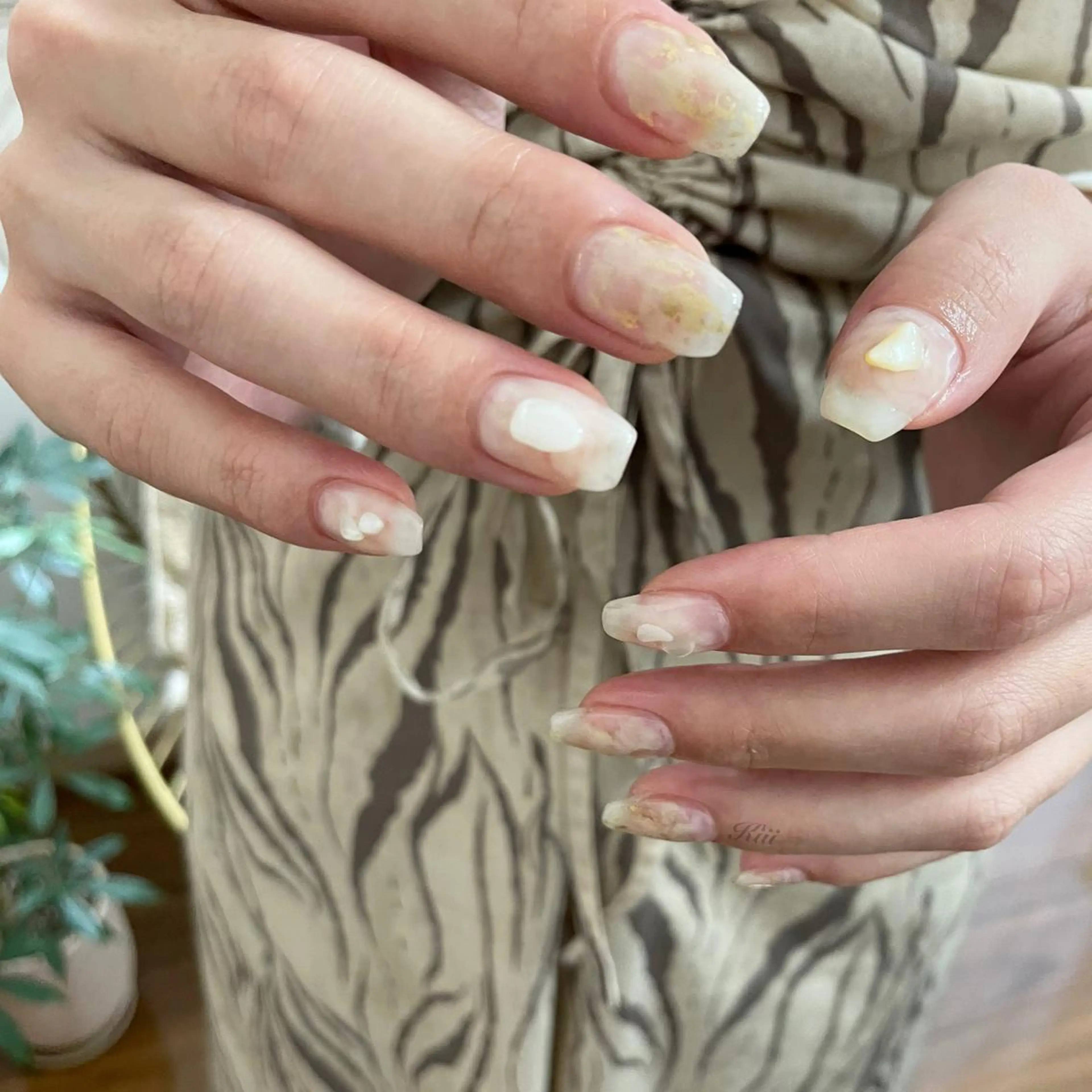 ネイル クリアネイル ハンドネイル フットネイル kiii.__ ✴︎*のネイルデザイン