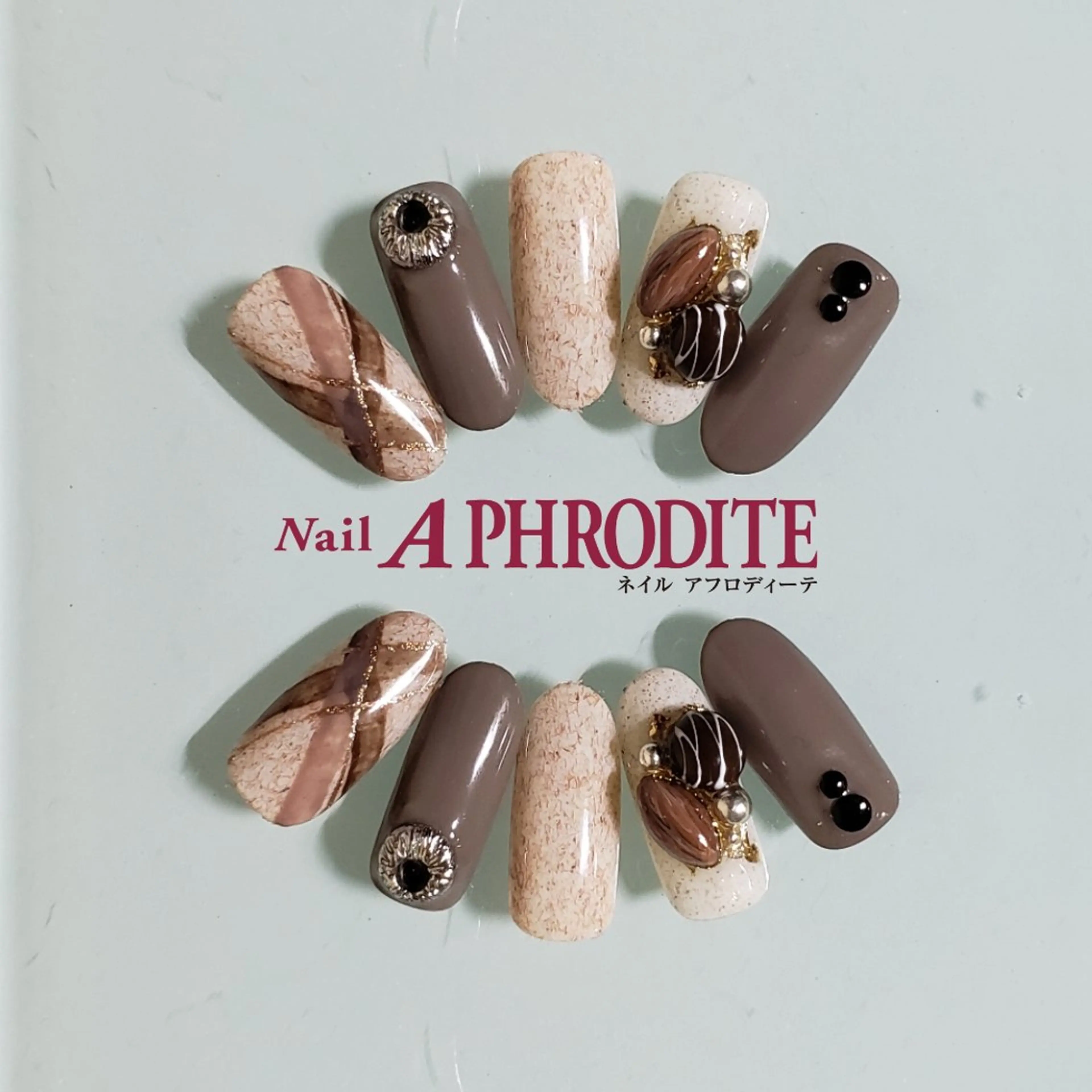 ネイル ジェルネイル ニュアンスネイル スカルプネイル ソフトジェル ネイルチップ ハンドネイル Nail  Aphroditeのネイルデザイン