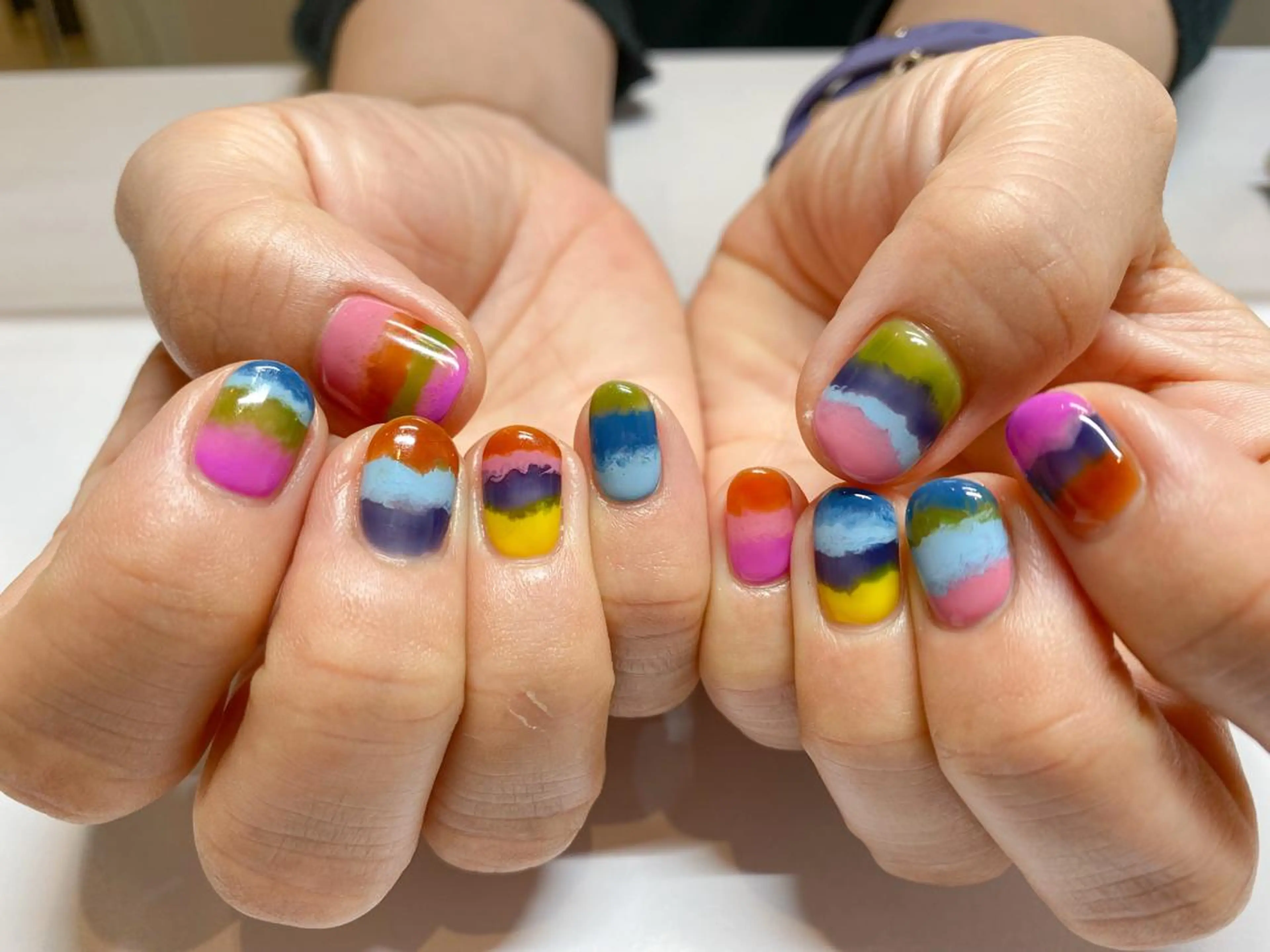 ネイル ボーダー ニュアンスネイル ハンドネイル 表参道colore店 REICAのネイルデザイン