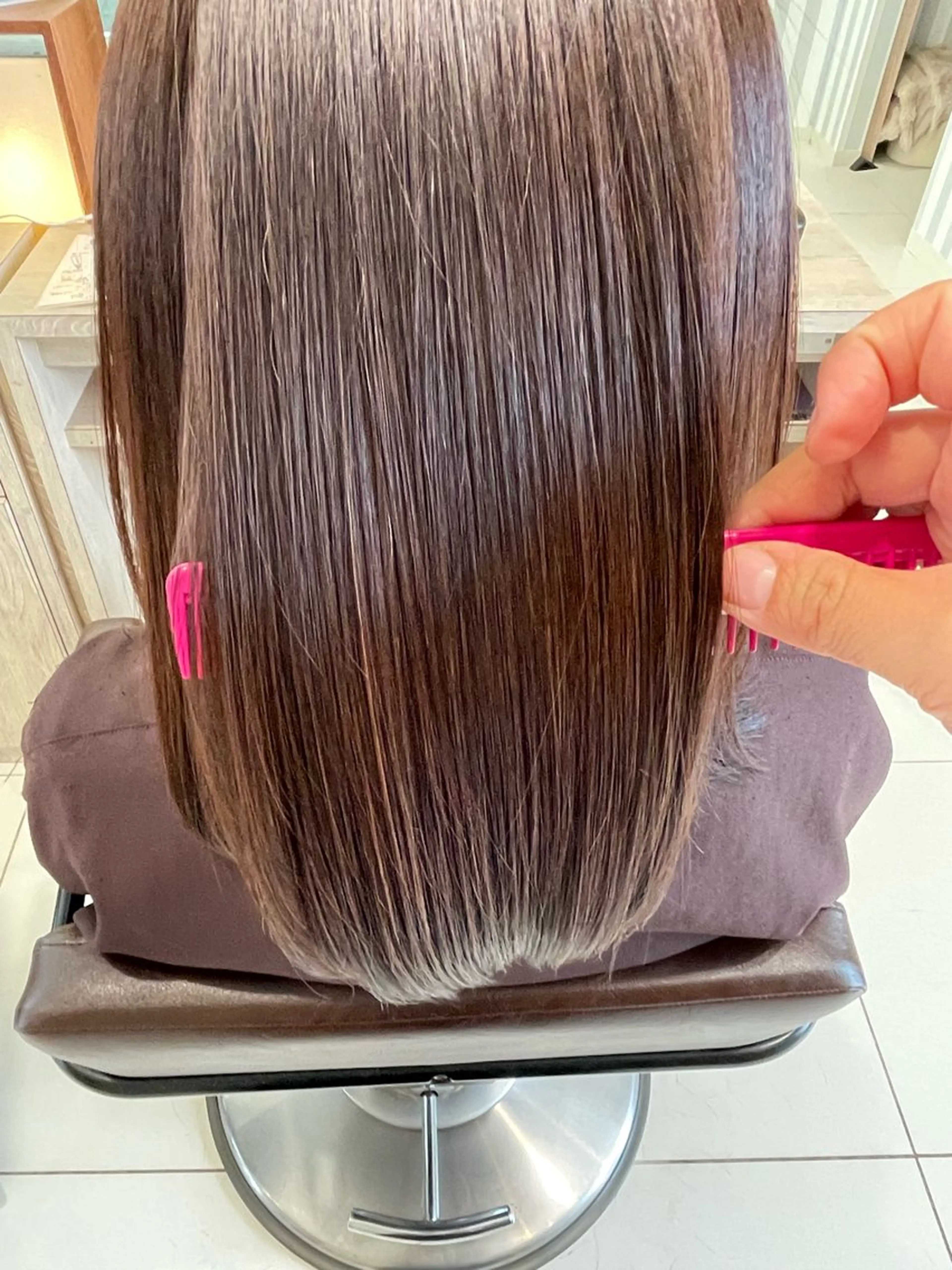 セミロング パーマ 髪質改善 縮毛矯正 トリートメント ストレートパーマ カット 縮毛矯正 鶴岡で縮毛矯正なら お任せ！ハヤシナオミのヘアスタイル