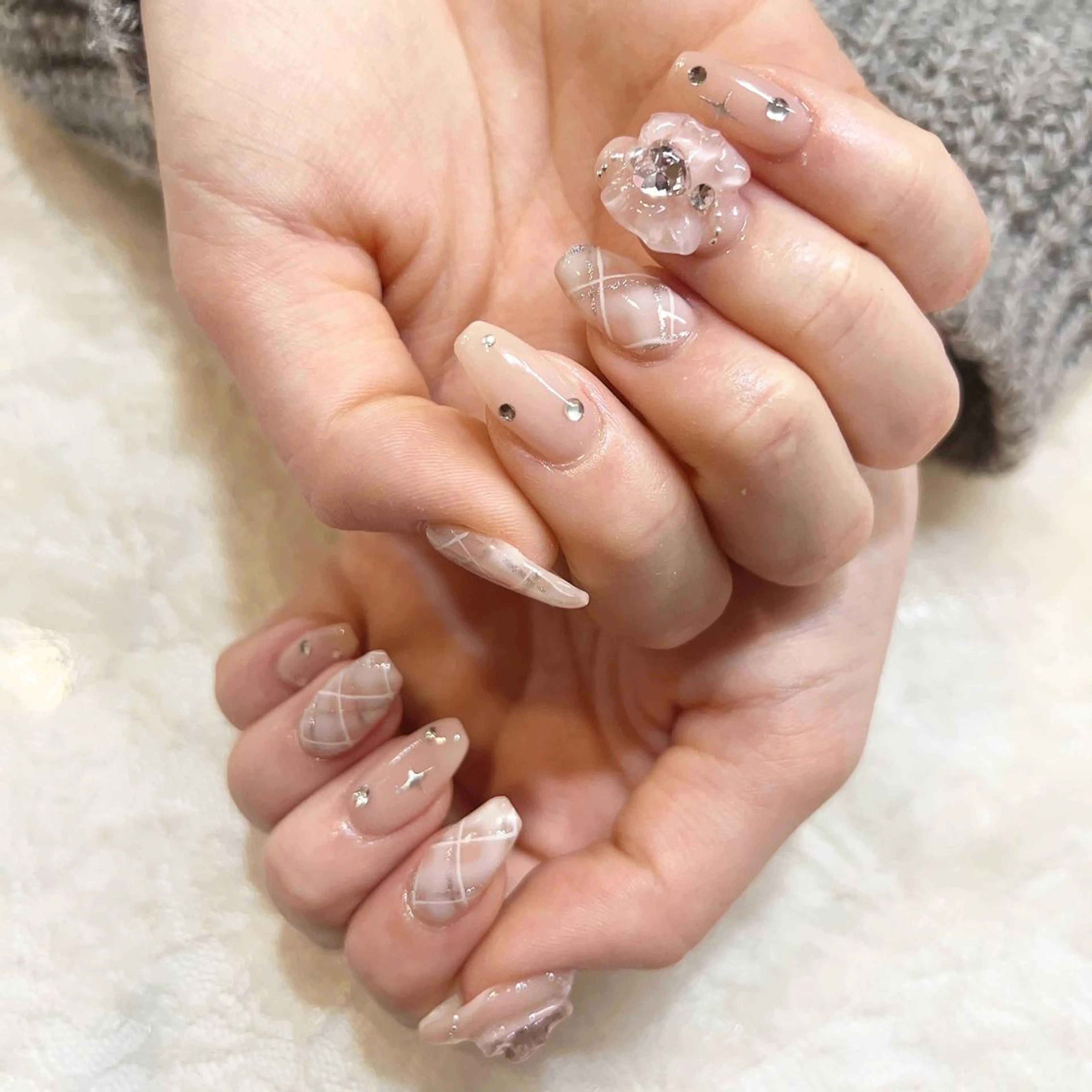 ネイル リボン nailist yuiのネイルデザイン