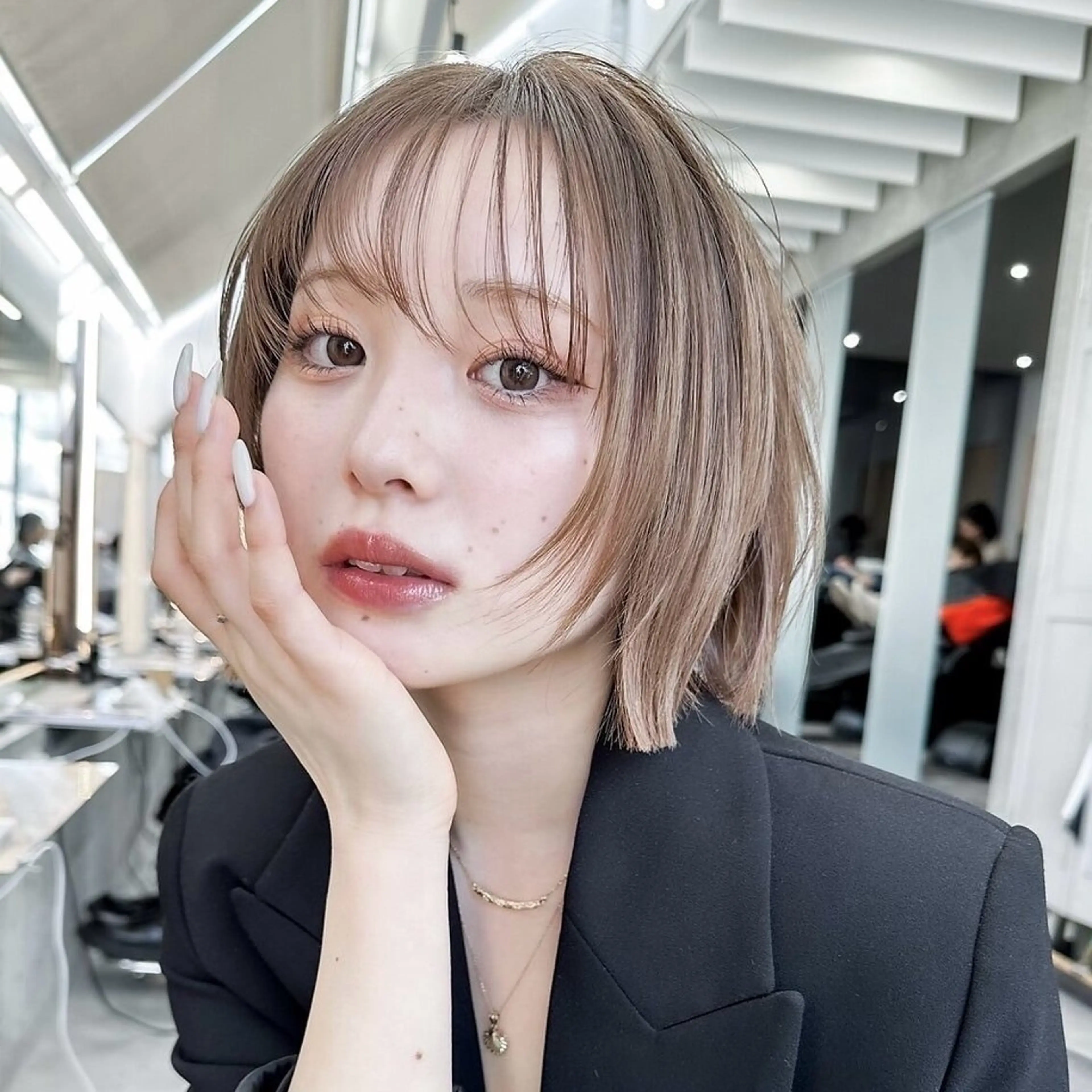 ショート カラー ボブレイヤー ボブ 顔まわりレイヤー 顔周りカット 韓国風ヘア ボブ/レイヤーボブ/ 髪質改善/梶川 夏季のヘアスタイル