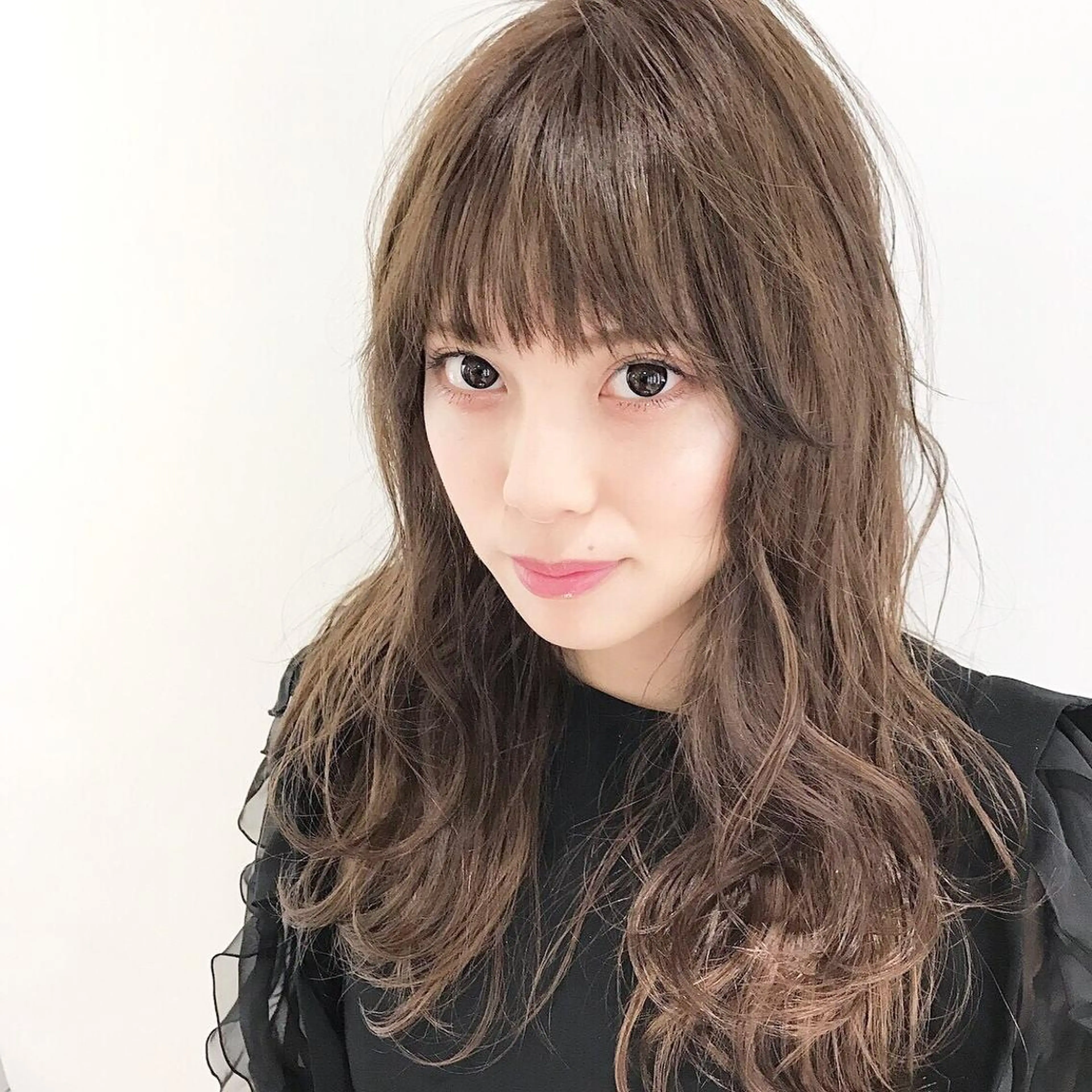 セミロング カラー デザインカラー 韓×中くびれヘア💋 髪質改善宇塚元哉💓のヘアスタイル