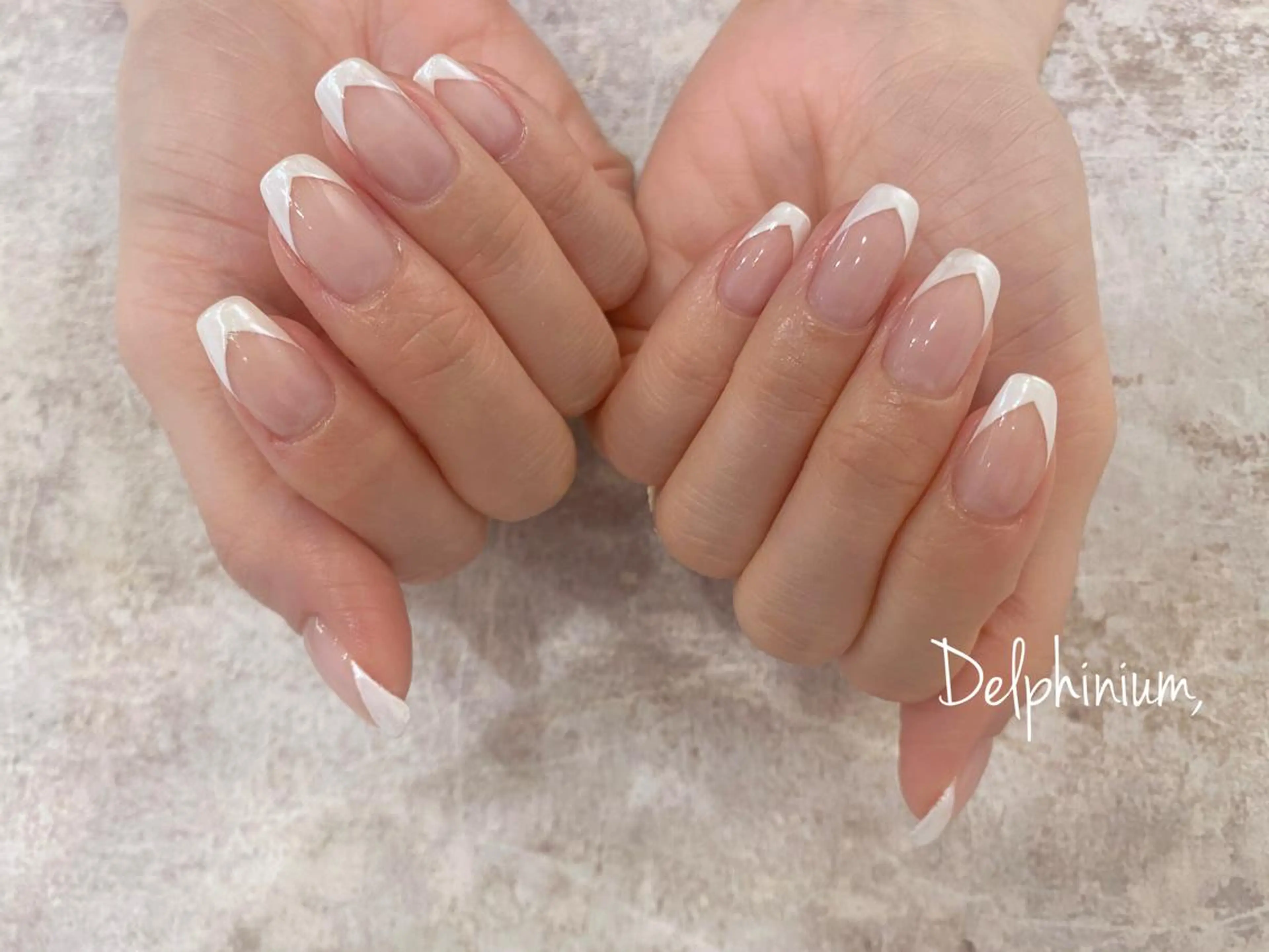 ネイル フレンチネイル ミラーネイル ホワイト ハンドネイル 岡本 友恵のネイルデザイン