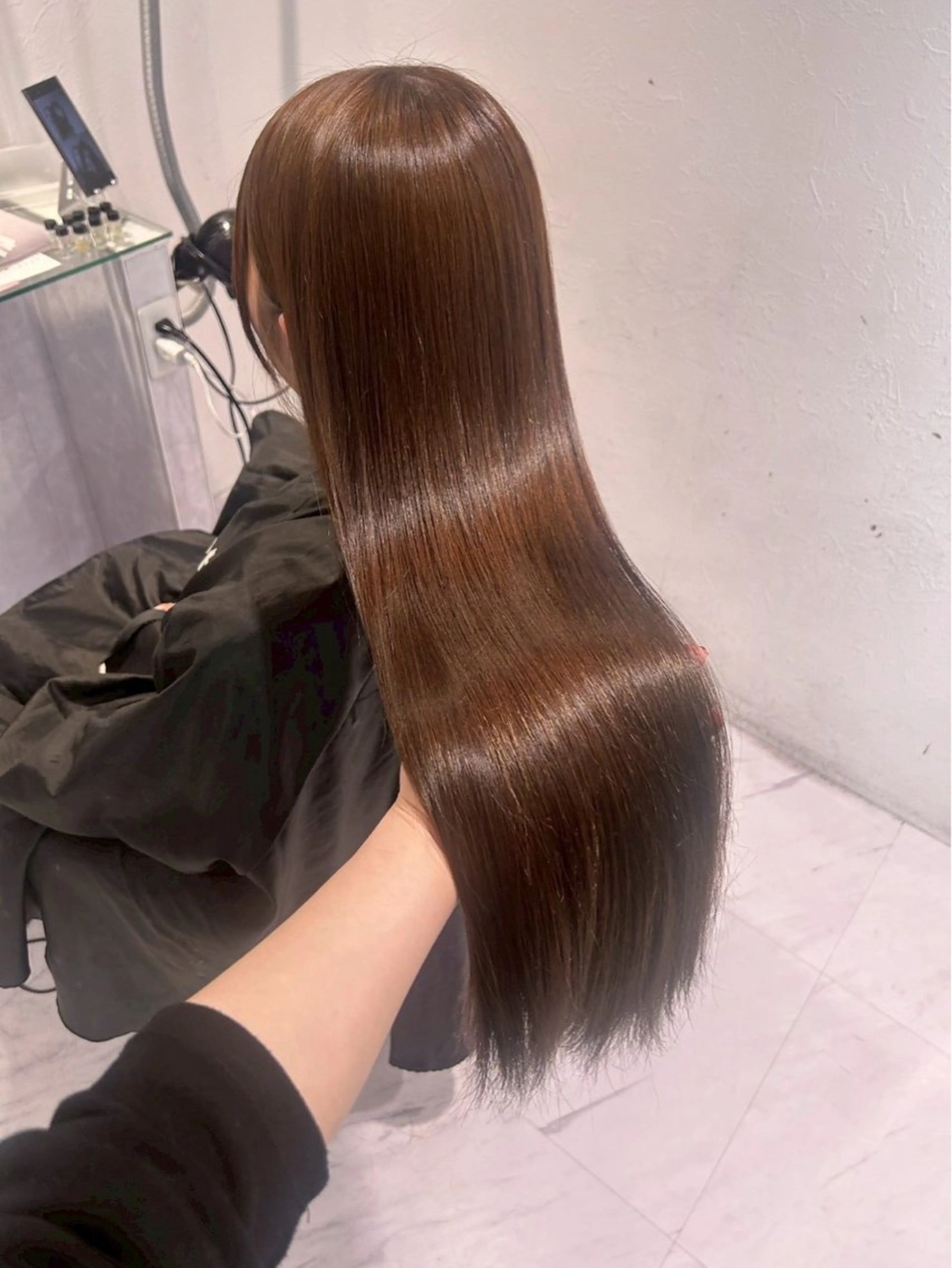 ロング トリートメント 韓国ワンホン透明感 カラー✨🖤ここあのヘアスタイル