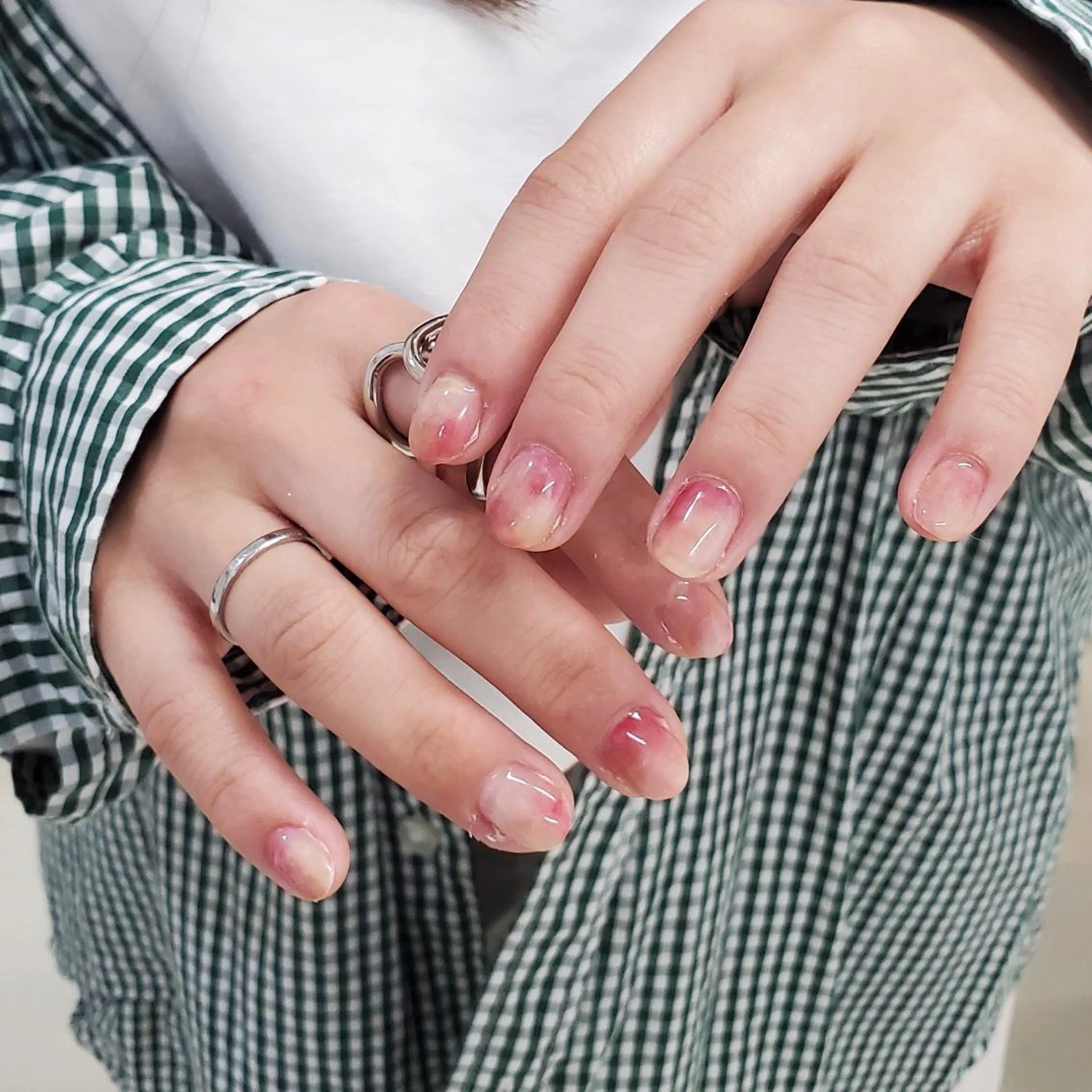 ネイル アートネイル ジェルネイル ニュアンスネイル スカルプネイル nailstudio eviz新宿店のネイルデザイン